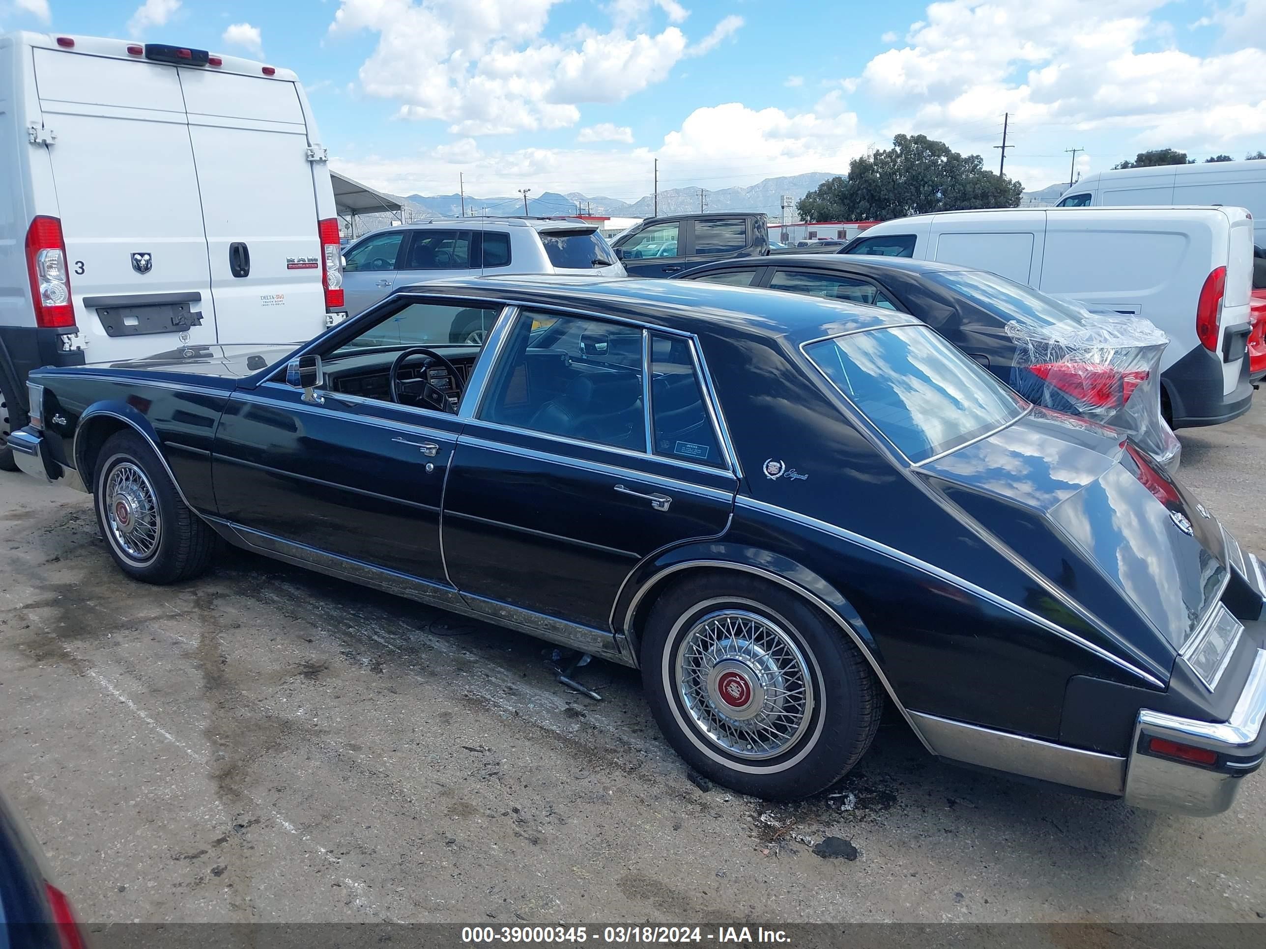 Photo 2 VIN: 1G6AS6980EE804175 - CADILLAC SEVILLE 