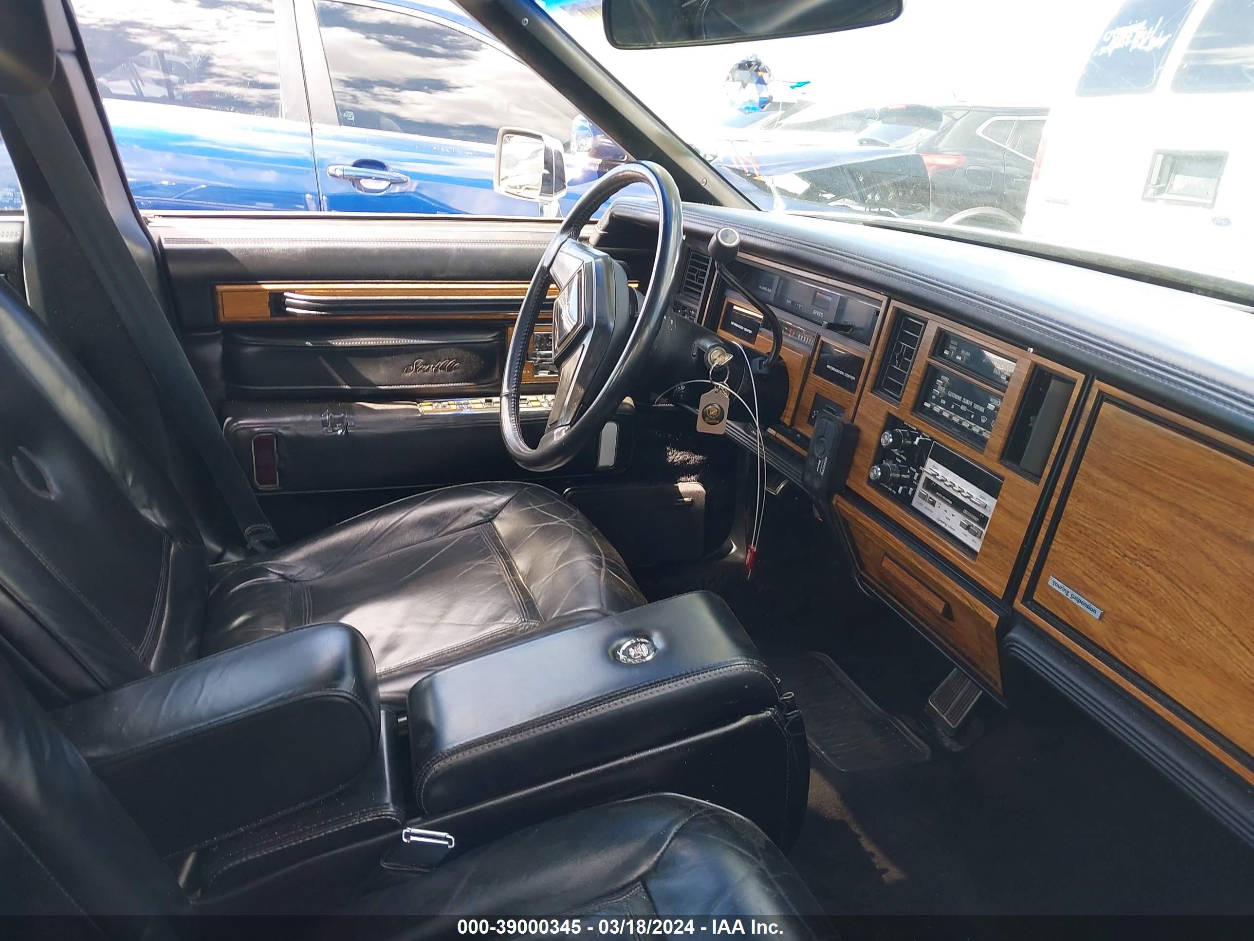 Photo 4 VIN: 1G6AS6980EE804175 - CADILLAC SEVILLE 