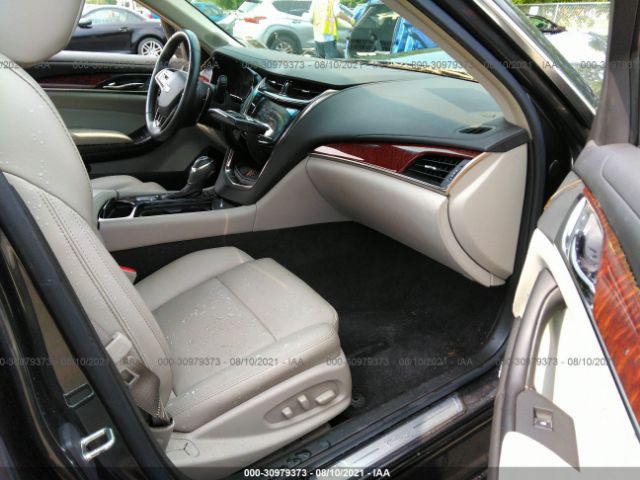 Photo 4 VIN: 1G6AW5SX7G0110941 - CADILLAC CTS SEDAN 