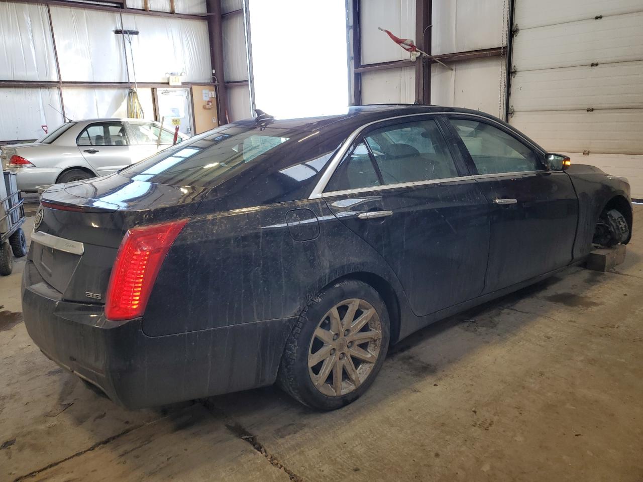 Photo 2 VIN: 1G6AX5S32E0187045 - CADILLAC CTS 