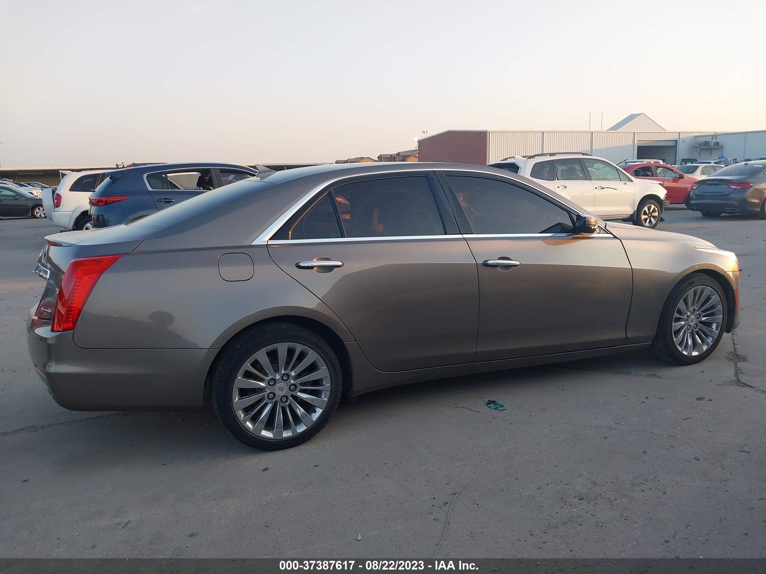 Photo 13 VIN: 1G6AX5SX0E0171297 - CADILLAC CTS 