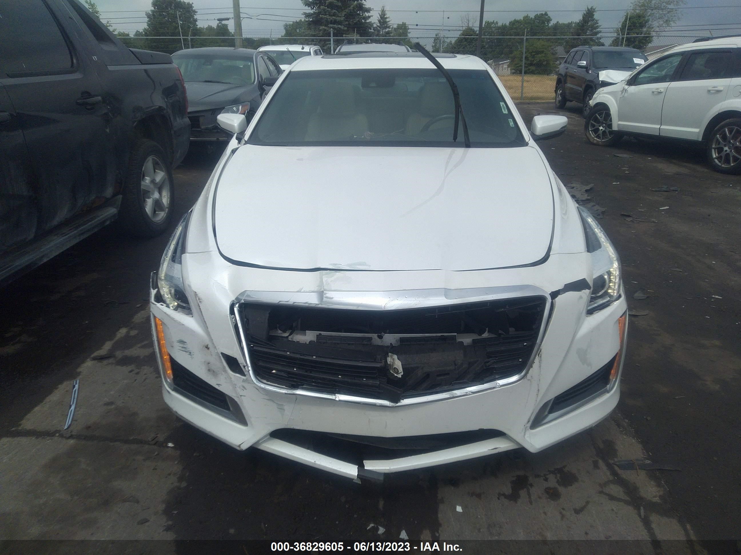 Photo 11 VIN: 1G6AX5SX1H0160474 - CADILLAC CTS 