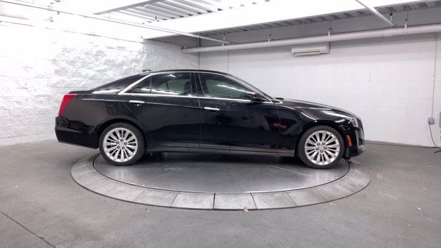 Photo 8 VIN: 1G6AX5SX5H0123833 - CADILLAC CTS SEDAN 