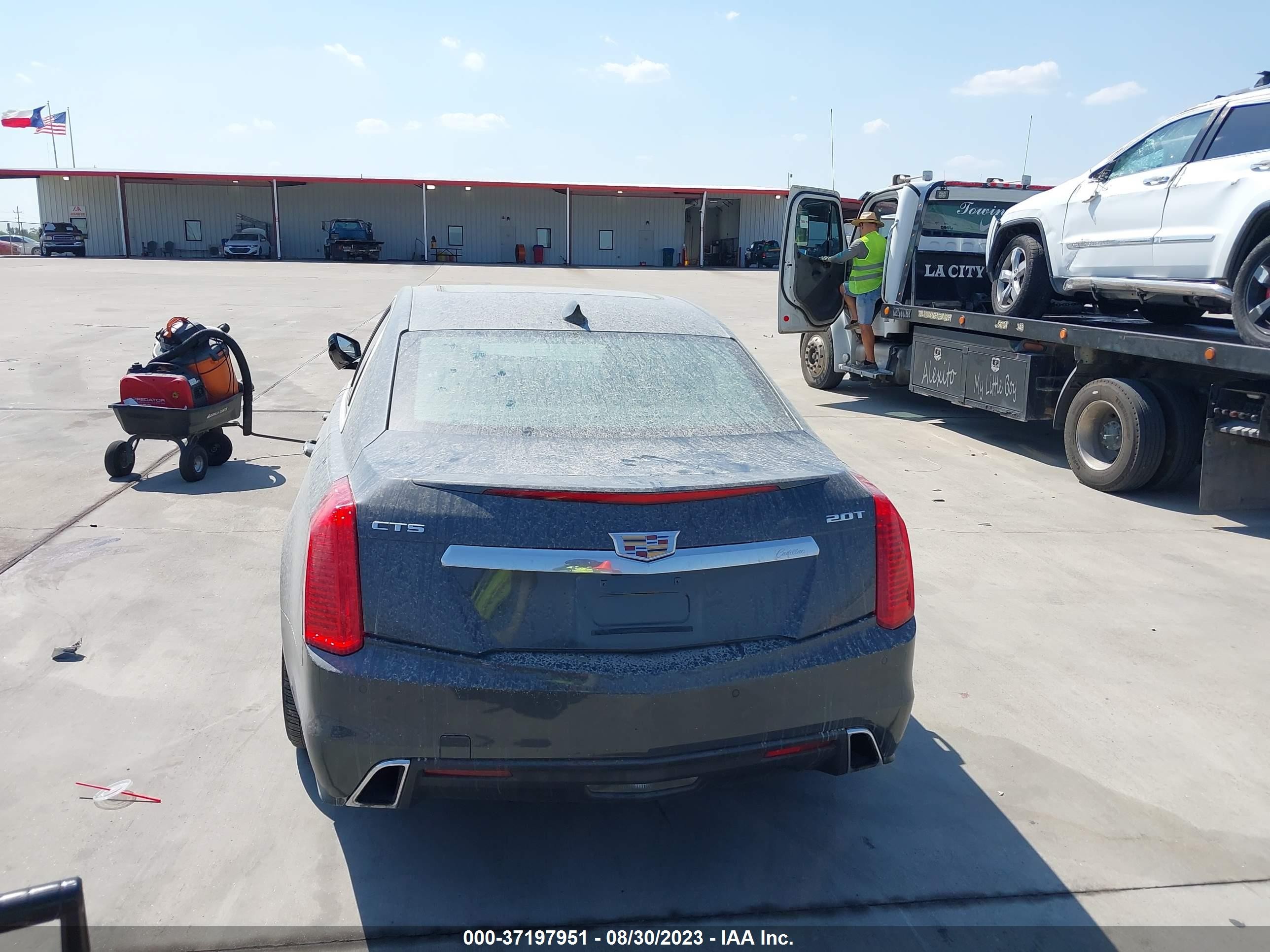 Photo 14 VIN: 1G6AX5SX8J0109818 - CADILLAC CTS 