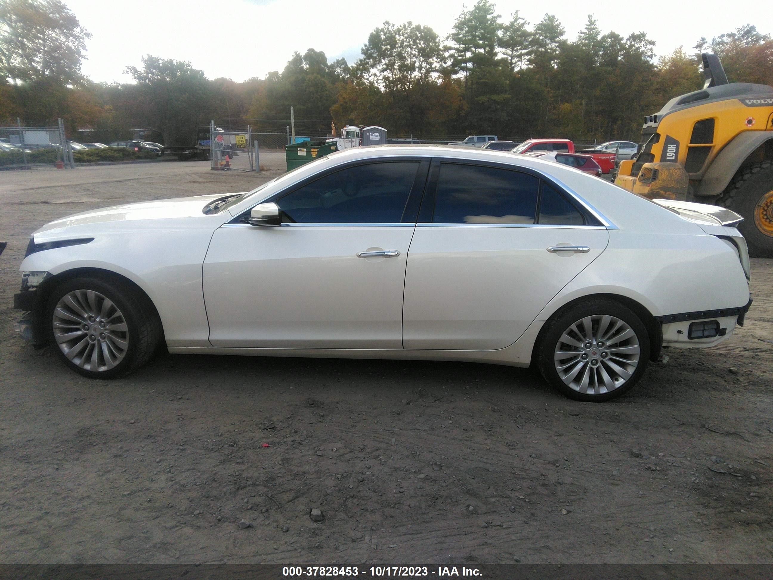 Photo 14 VIN: 1G6AY5S32E0130230 - CADILLAC CTS 