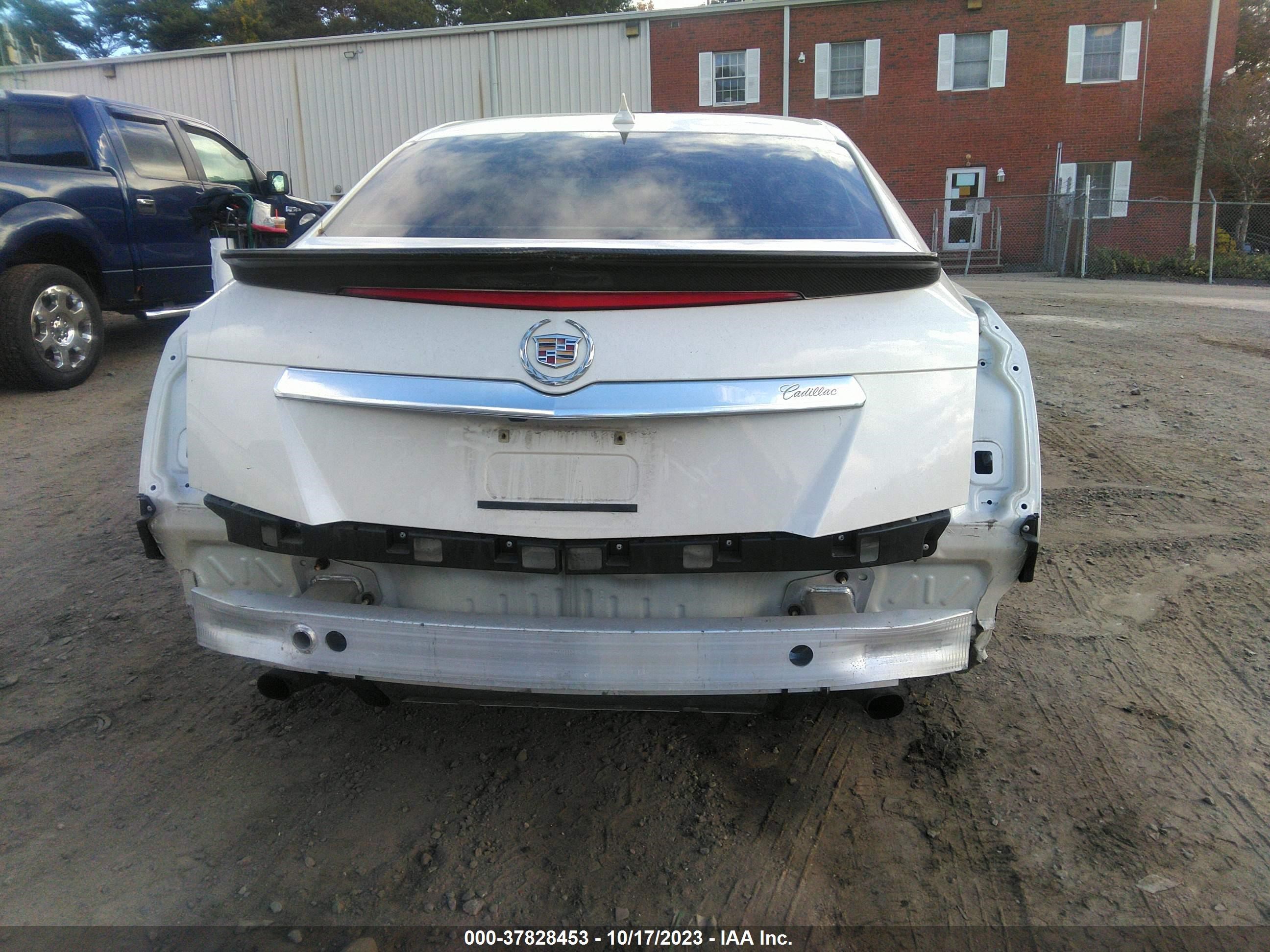 Photo 16 VIN: 1G6AY5S32E0130230 - CADILLAC CTS 