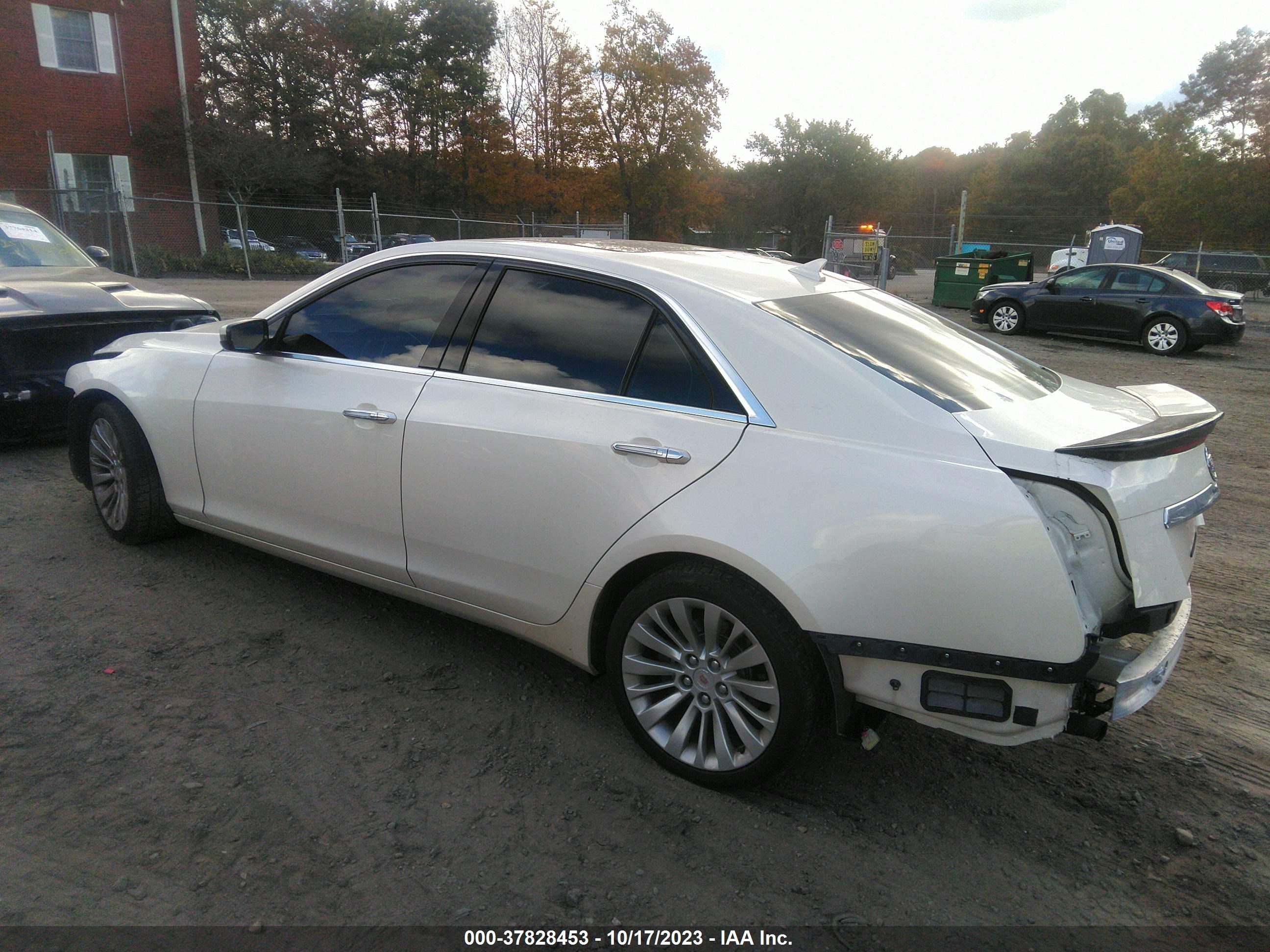 Photo 2 VIN: 1G6AY5S32E0130230 - CADILLAC CTS 