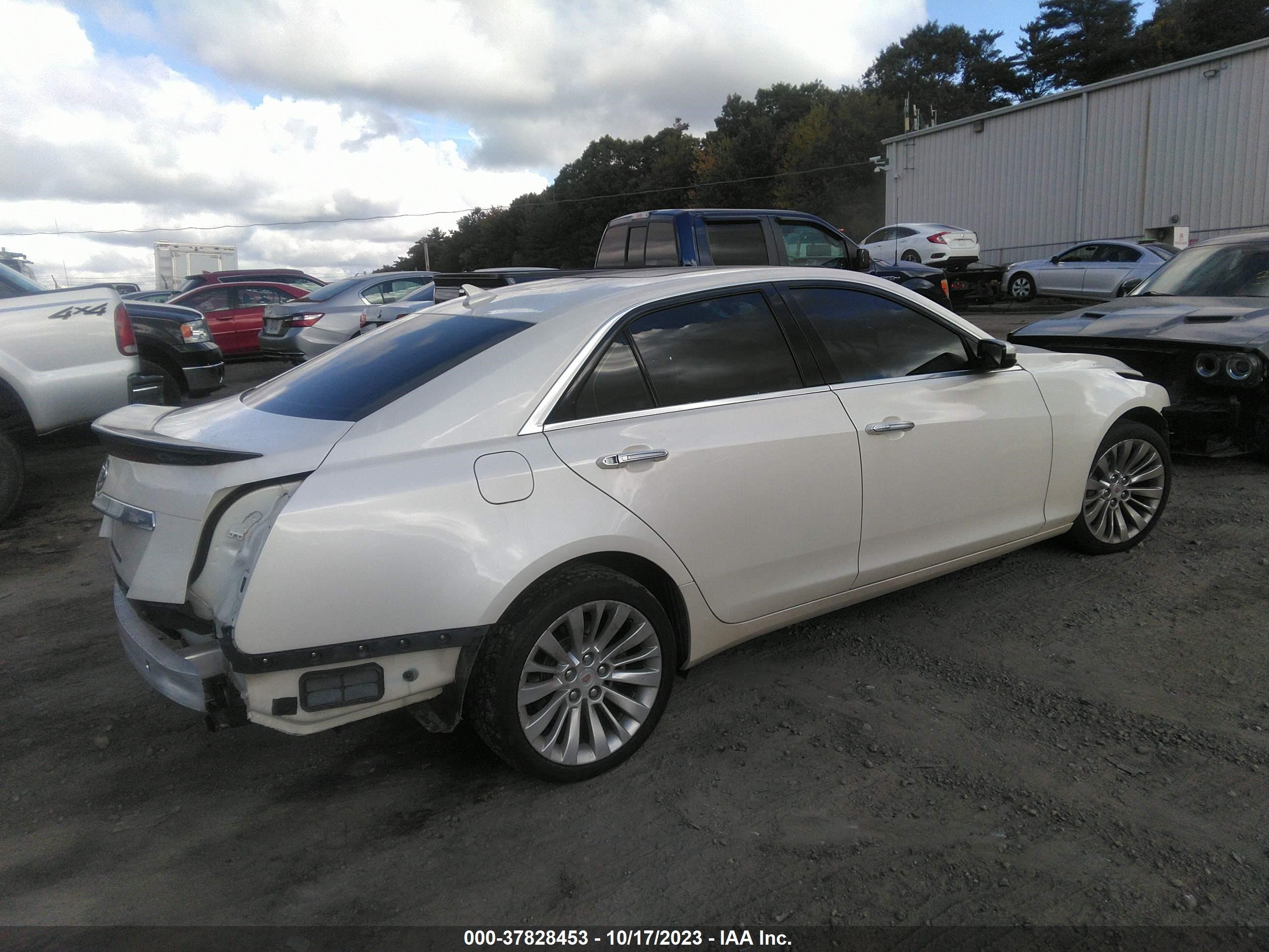 Photo 3 VIN: 1G6AY5S32E0130230 - CADILLAC CTS 