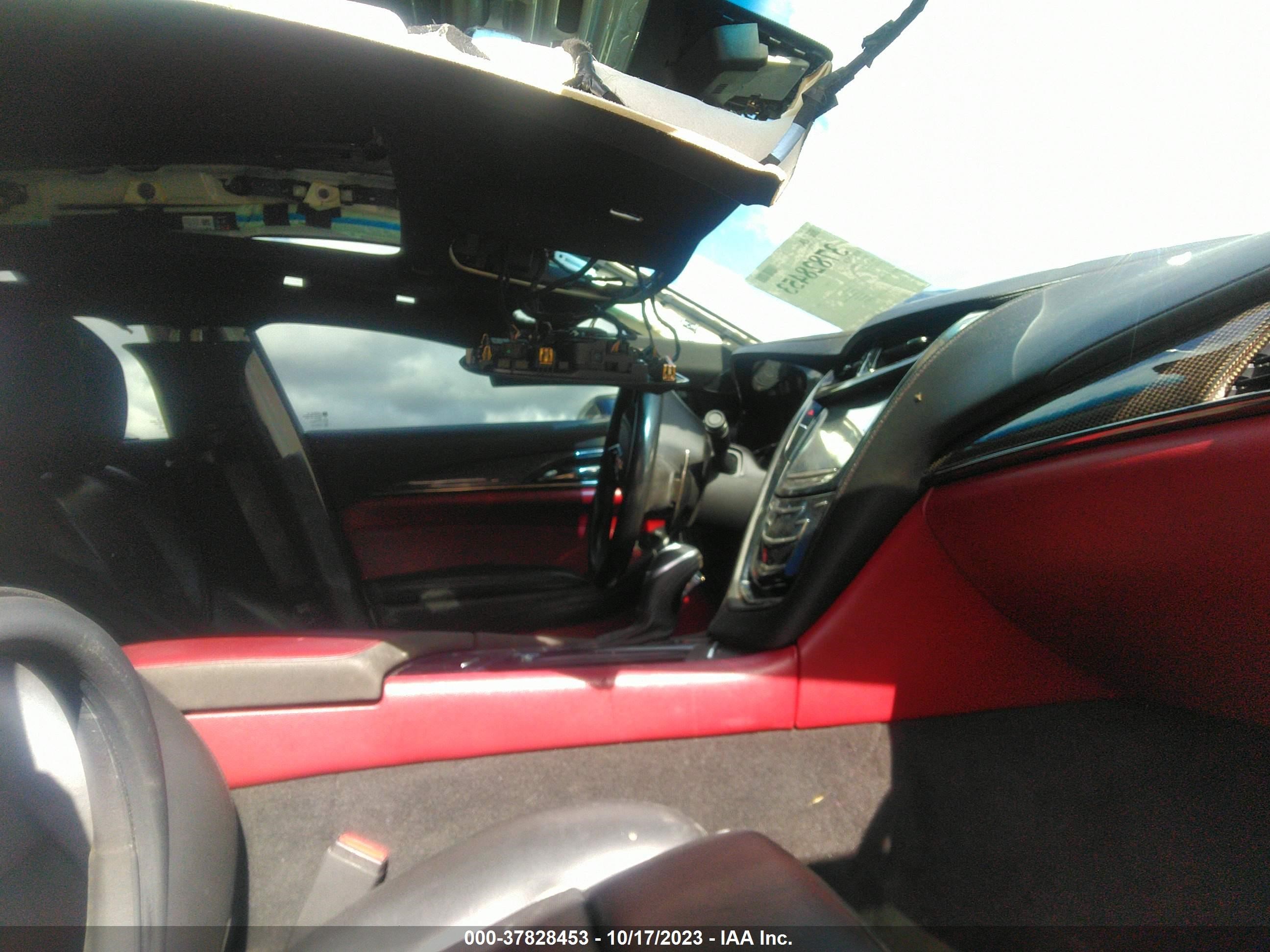 Photo 4 VIN: 1G6AY5S32E0130230 - CADILLAC CTS 