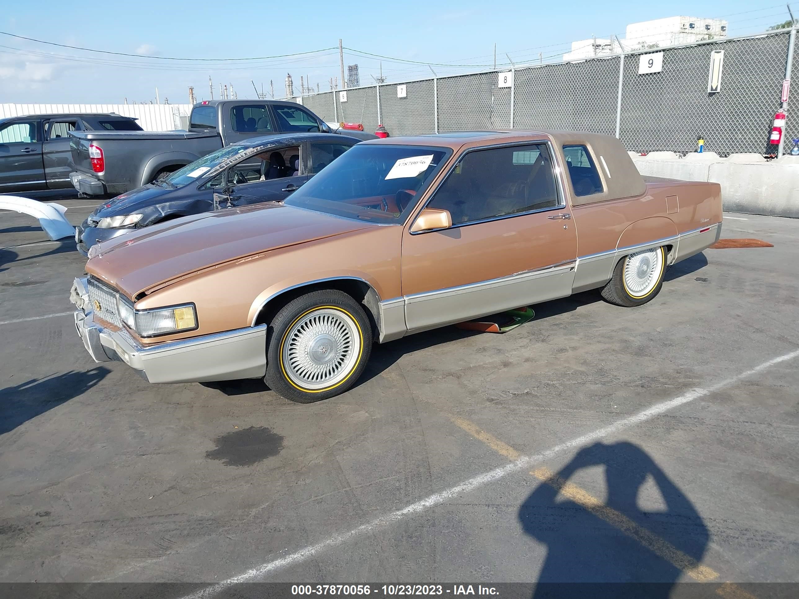 Photo 1 VIN: 1G6CB1334L4252935 - CADILLAC FLEETWOOD 