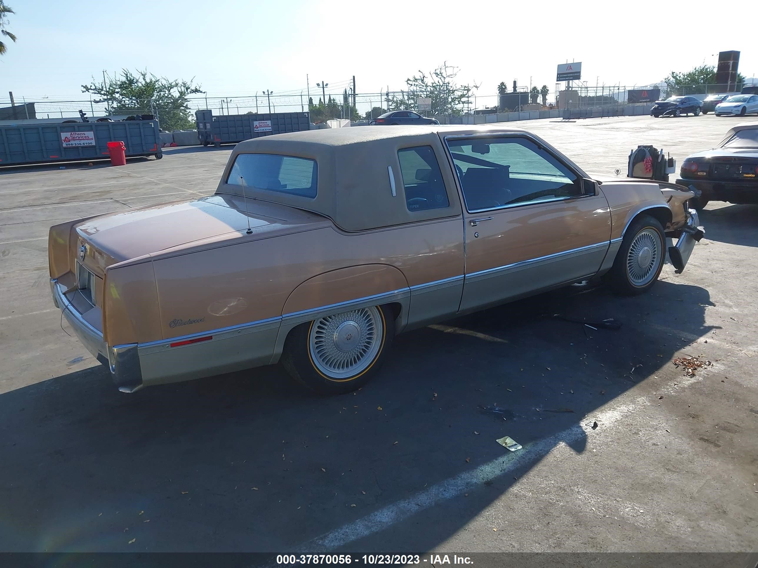 Photo 3 VIN: 1G6CB1334L4252935 - CADILLAC FLEETWOOD 