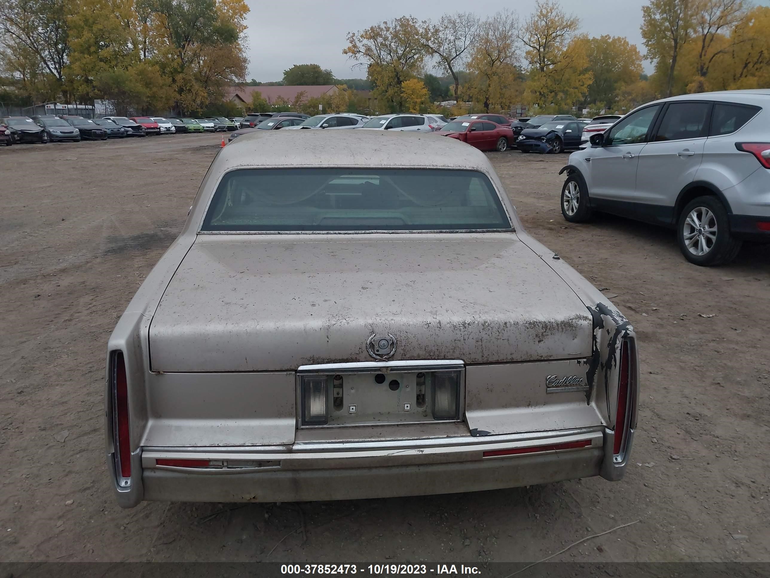 Photo 5 VIN: 1G6CD53BXP4268538 - CADILLAC DE VILLE 