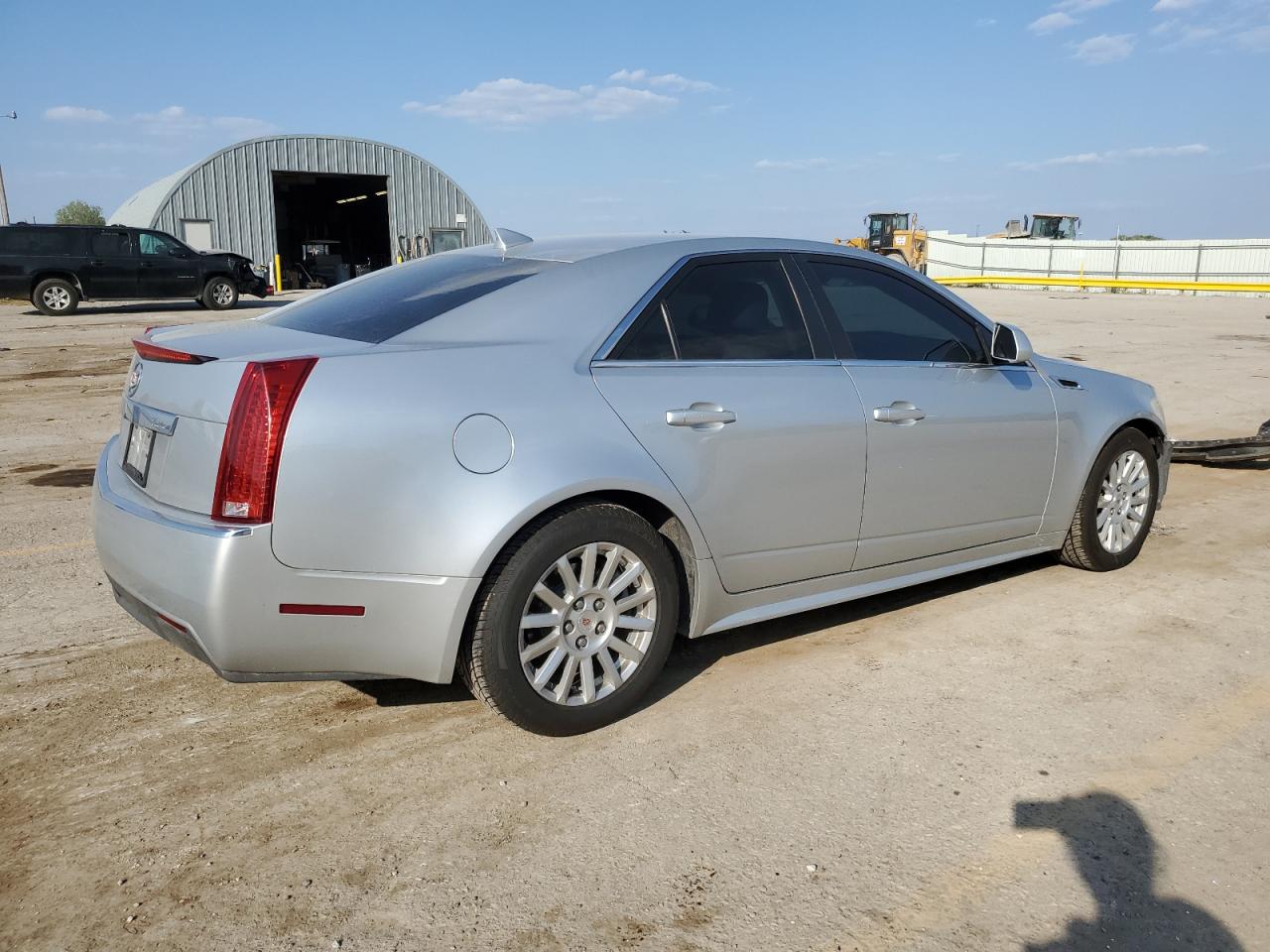 Photo 2 VIN: 1G6DA5E57C0103472 - CADILLAC CTS 