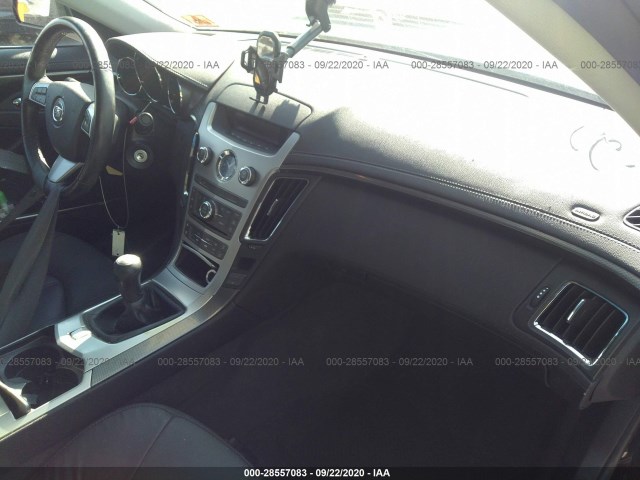 Photo 4 VIN: 1G6DA5EG2A0137933 - CADILLAC CTS SEDAN 