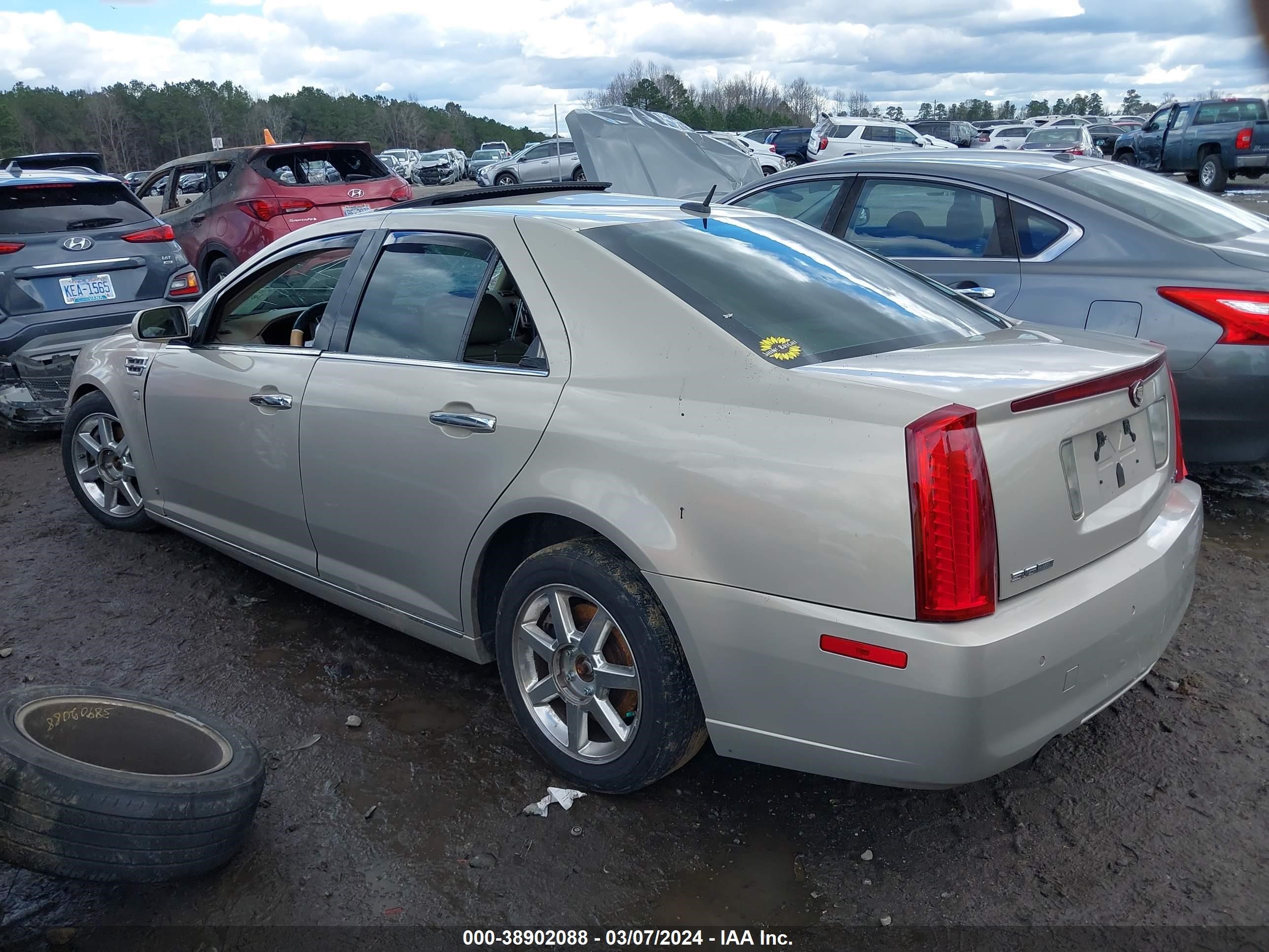 Photo 2 VIN: 1G6DA67V280181507 - CADILLAC STS 