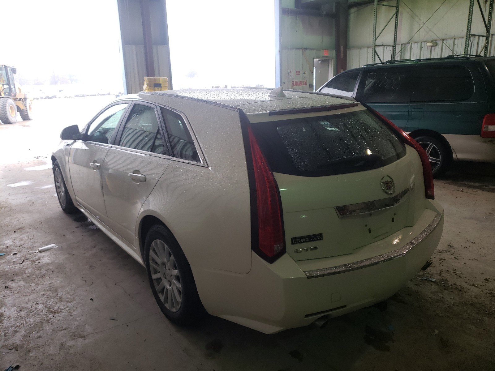 Photo 2 VIN: 1G6DA8E5XC0124396 - CADILLAC CTS 