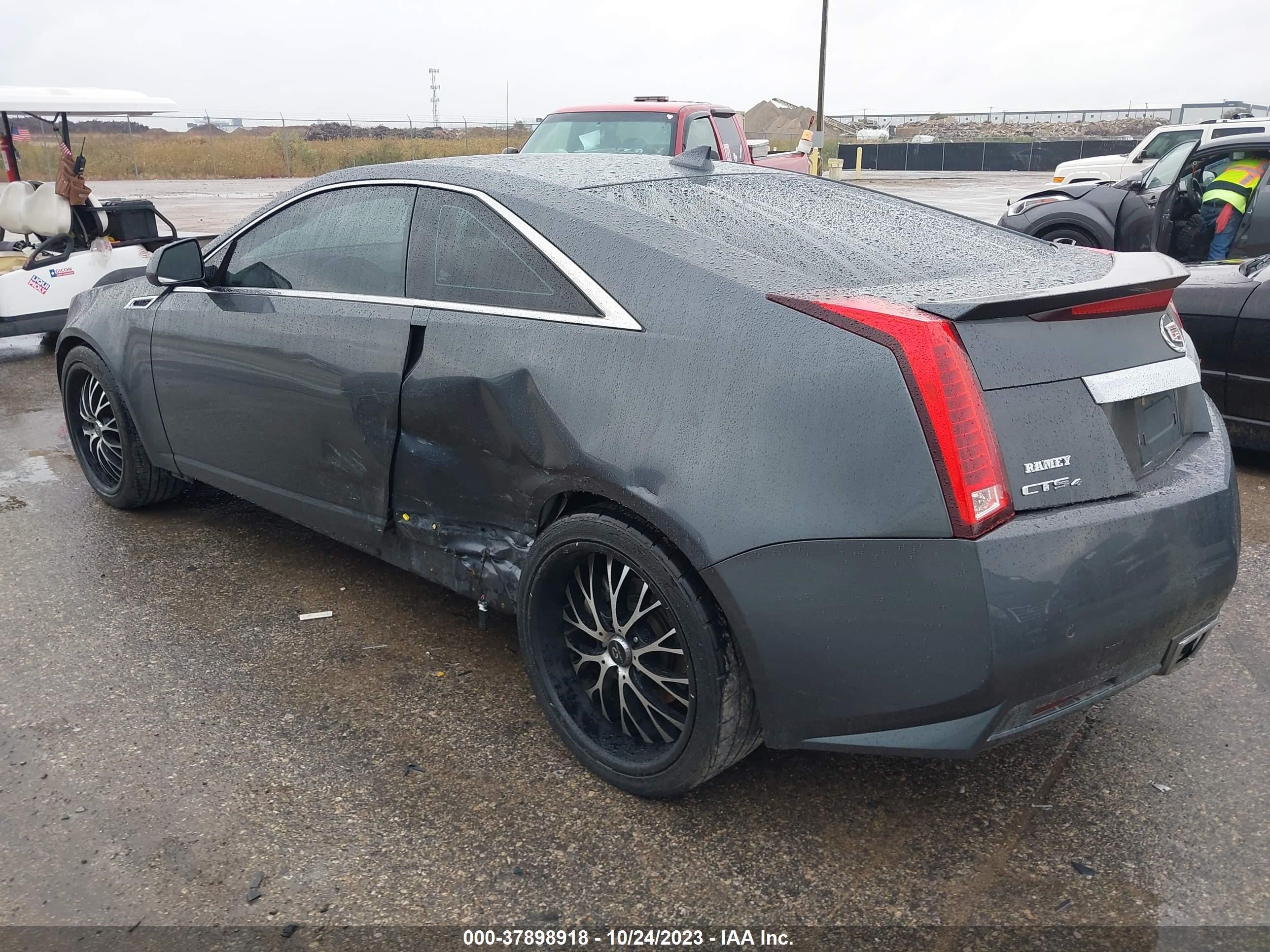 Photo 2 VIN: 1G6DC1ED6B0124967 - CADILLAC CTS 