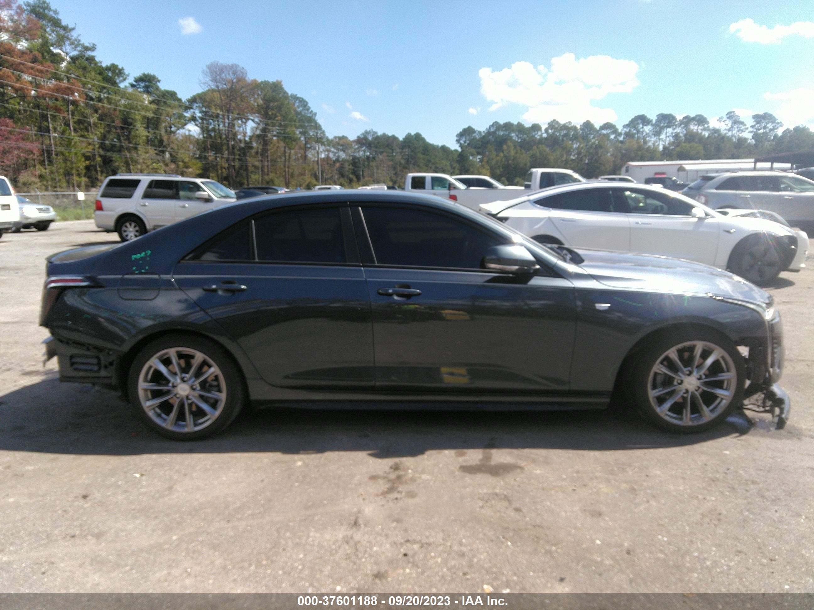 Photo 13 VIN: 1G6DC5RK7M0114242 - CADILLAC CT4 