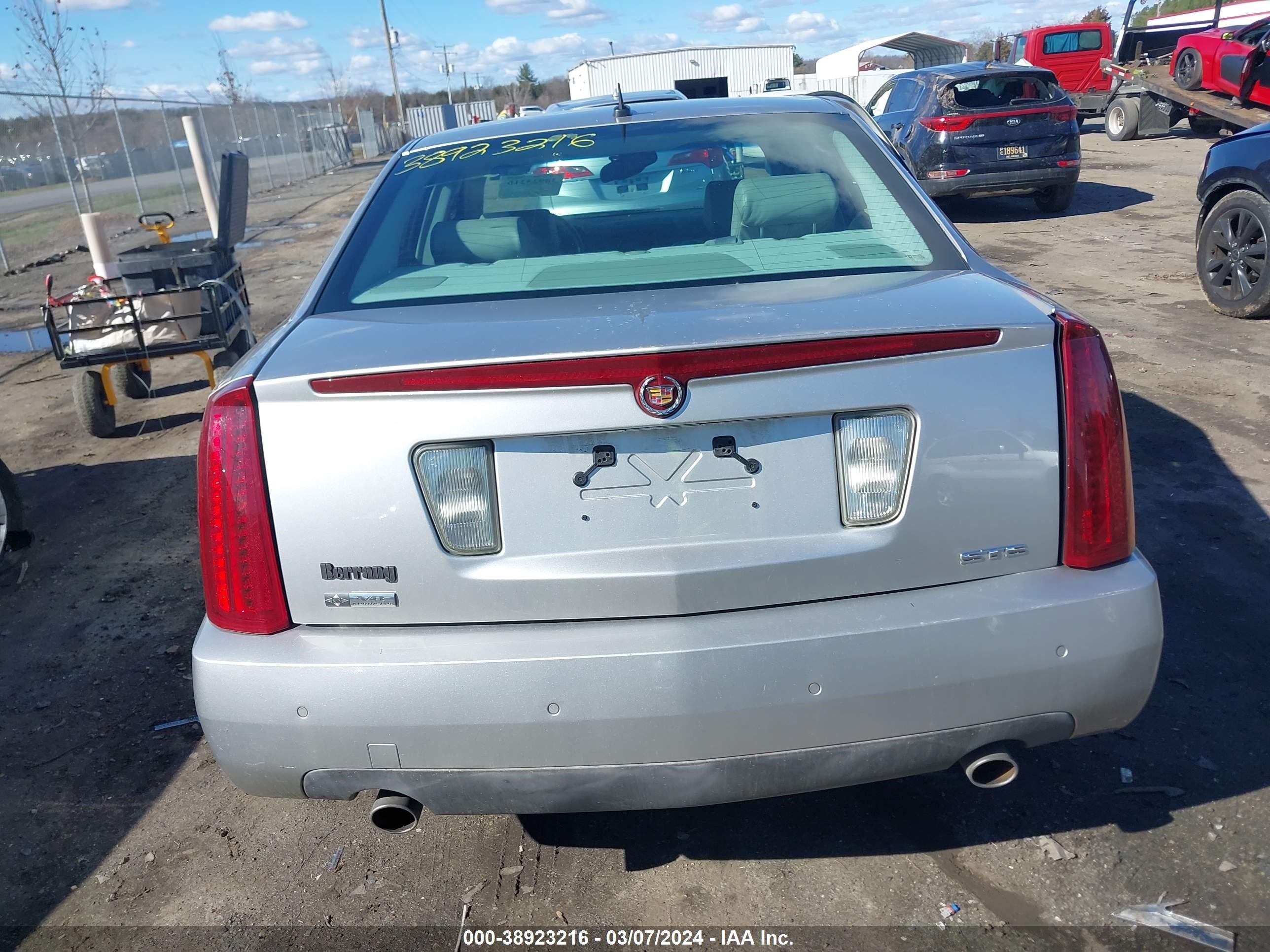 Photo 15 VIN: 1G6DC67A060180344 - CADILLAC STS 