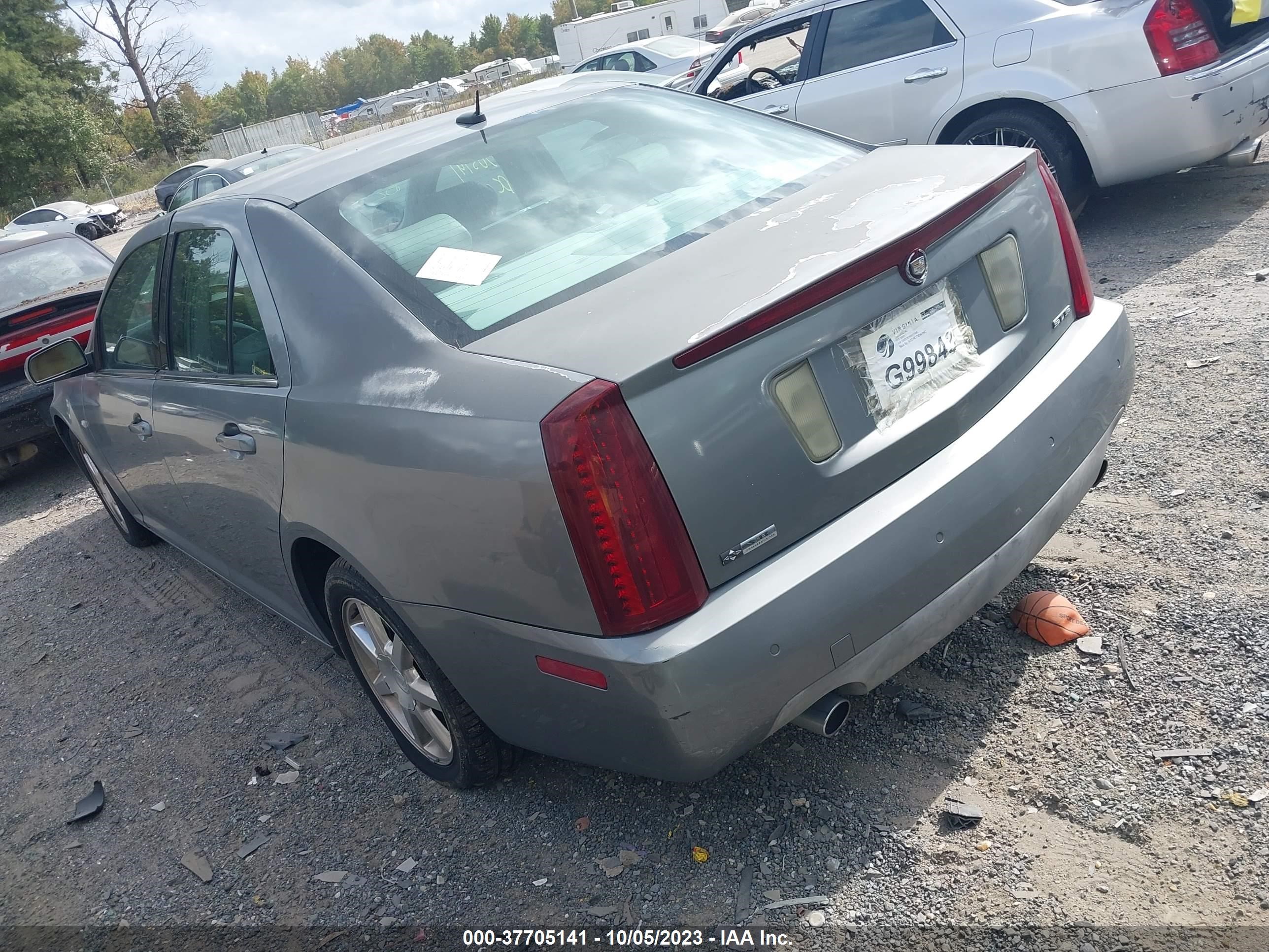 Photo 2 VIN: 1G6DC67A350111808 - CADILLAC STS 