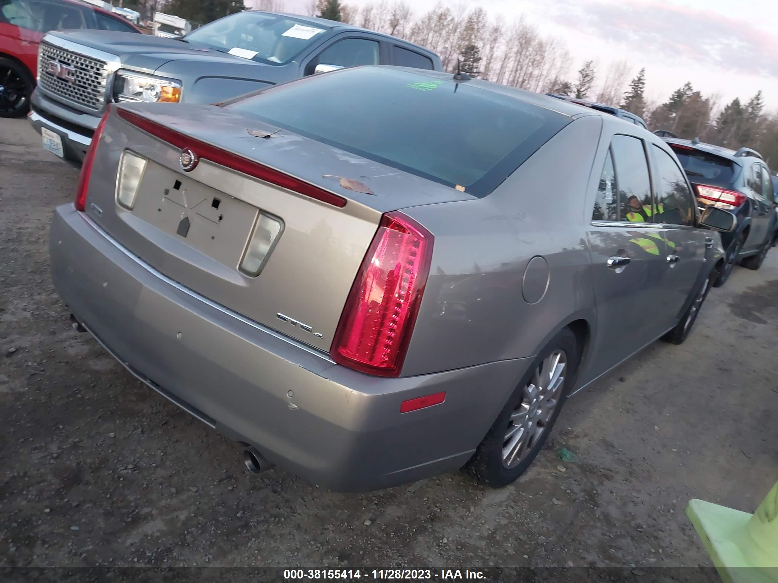 Photo 3 VIN: 1G6DC67A380102837 - CADILLAC STS 