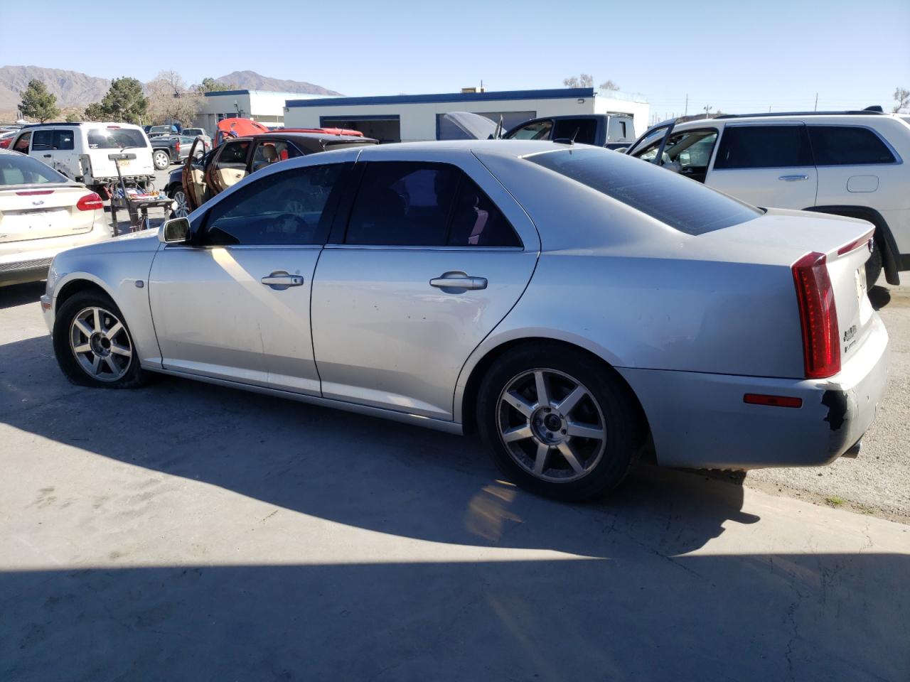 Photo 1 VIN: 1G6DC67A550156457 - CADILLAC STS 