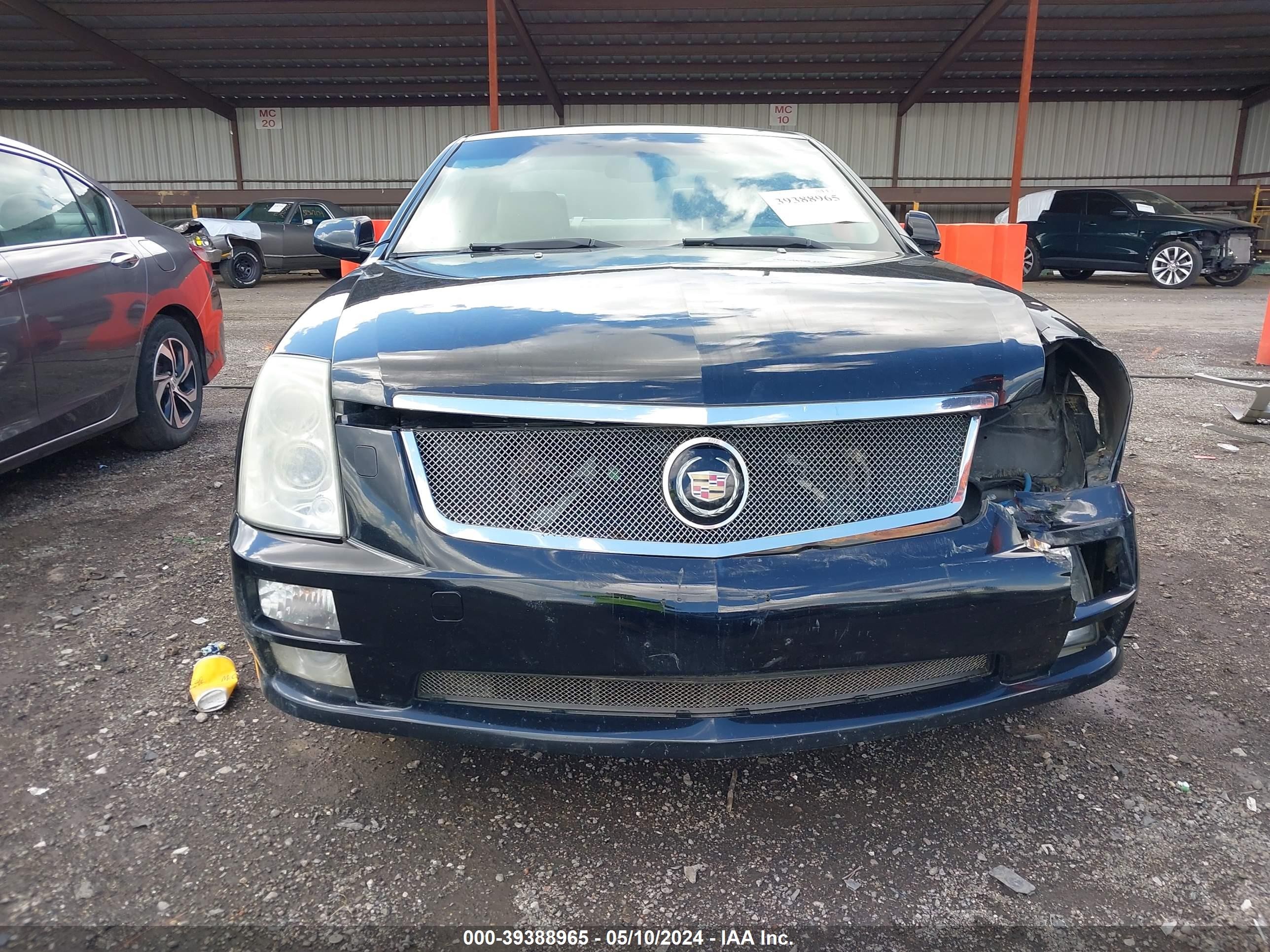 Photo 12 VIN: 1G6DC67A560176838 - CADILLAC STS 