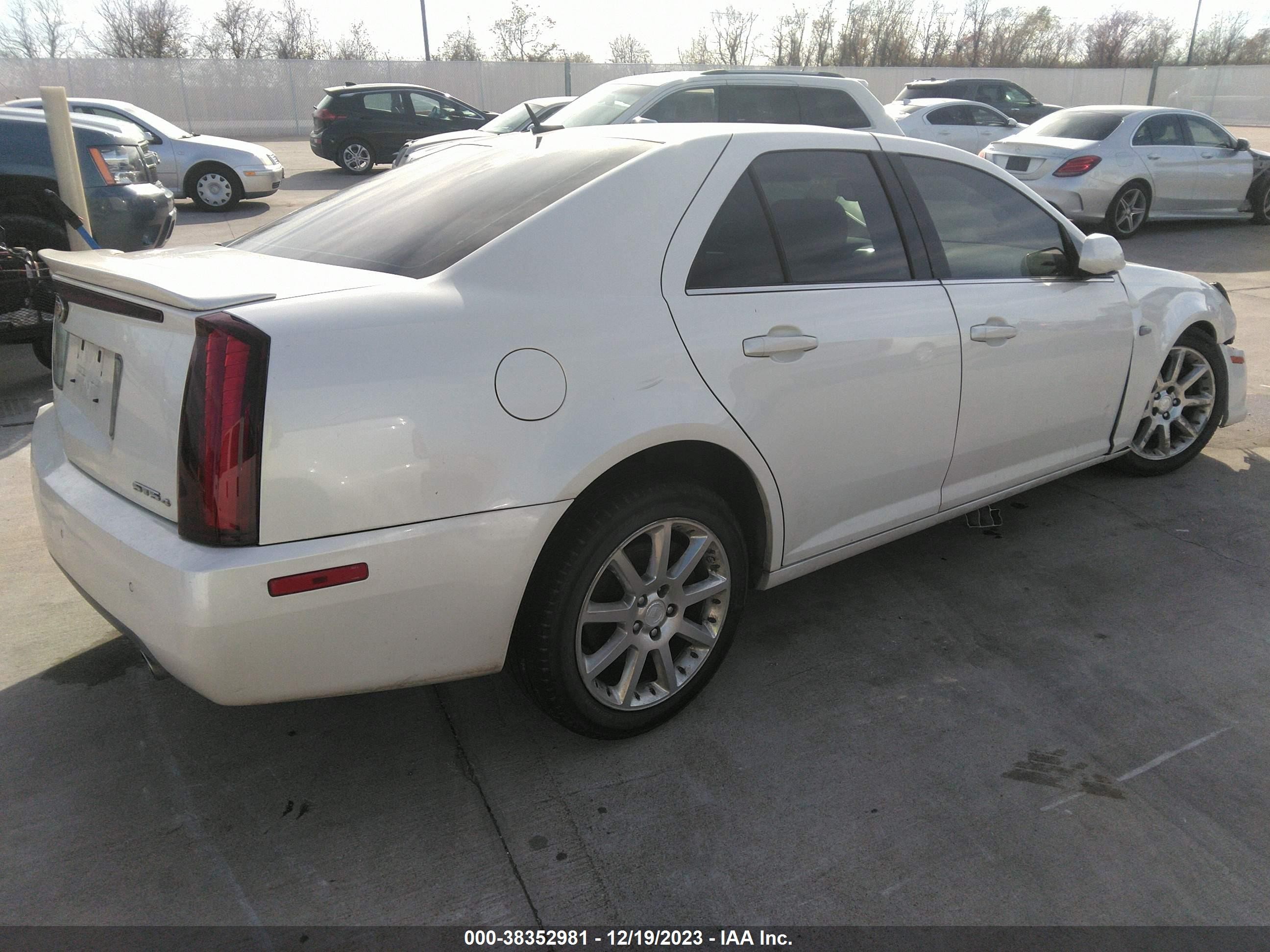 Photo 3 VIN: 1G6DC67A760201402 - CADILLAC STS 