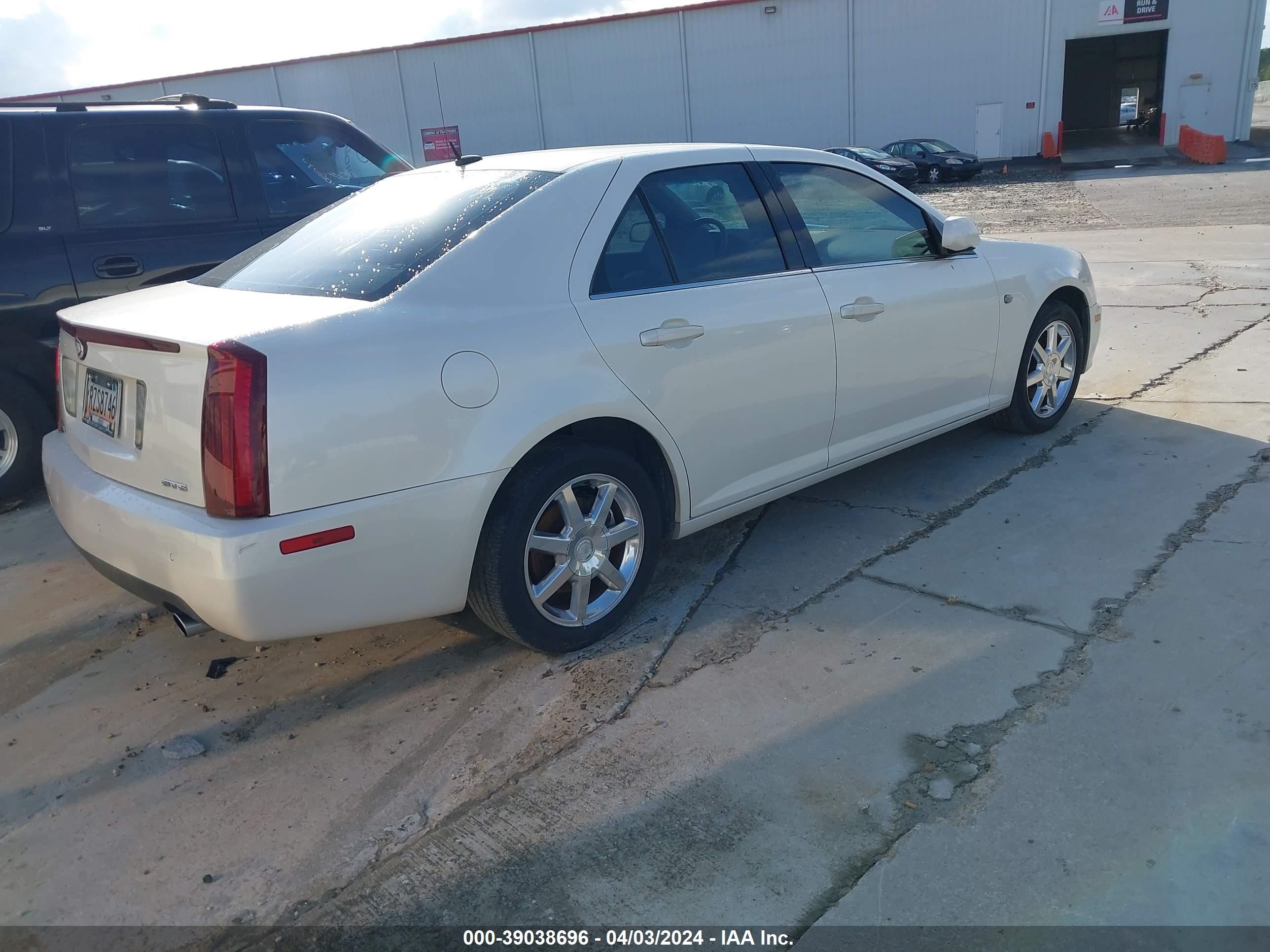 Photo 3 VIN: 1G6DC67A850152189 - CADILLAC STS 