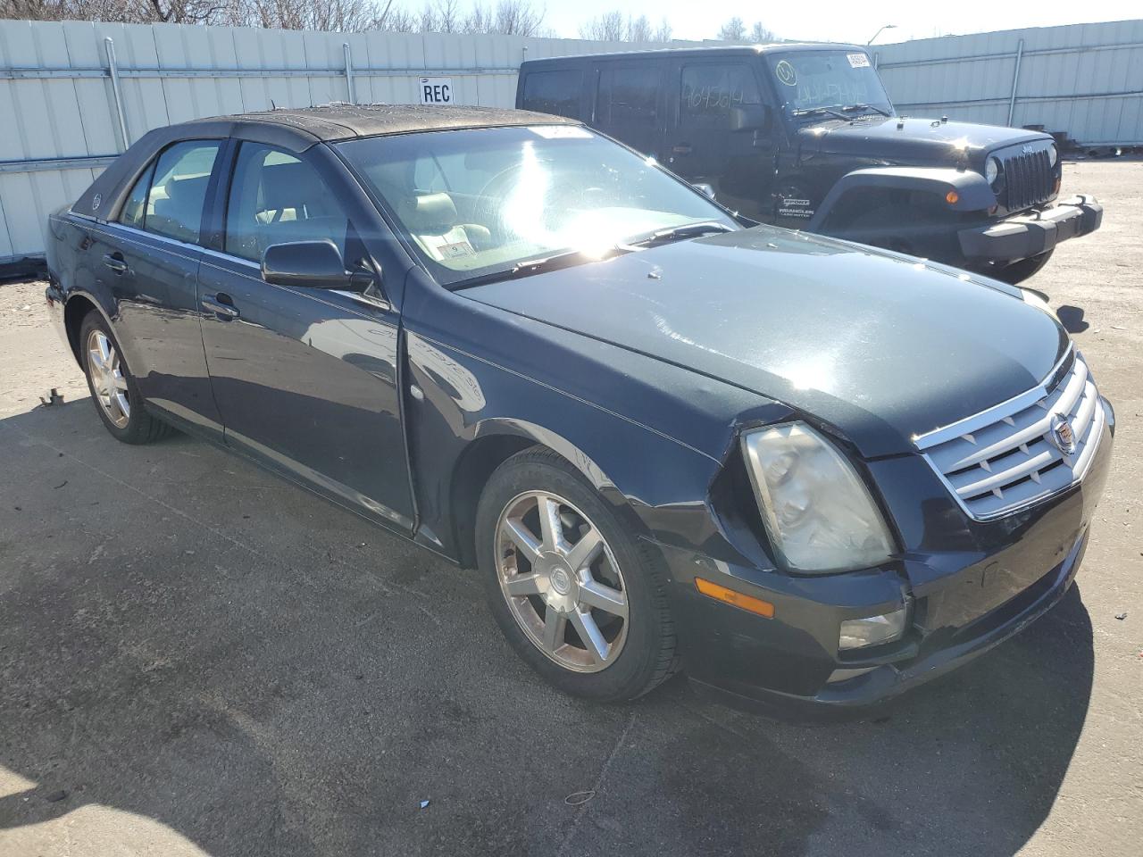 Photo 3 VIN: 1G6DC67A850214187 - CADILLAC STS 