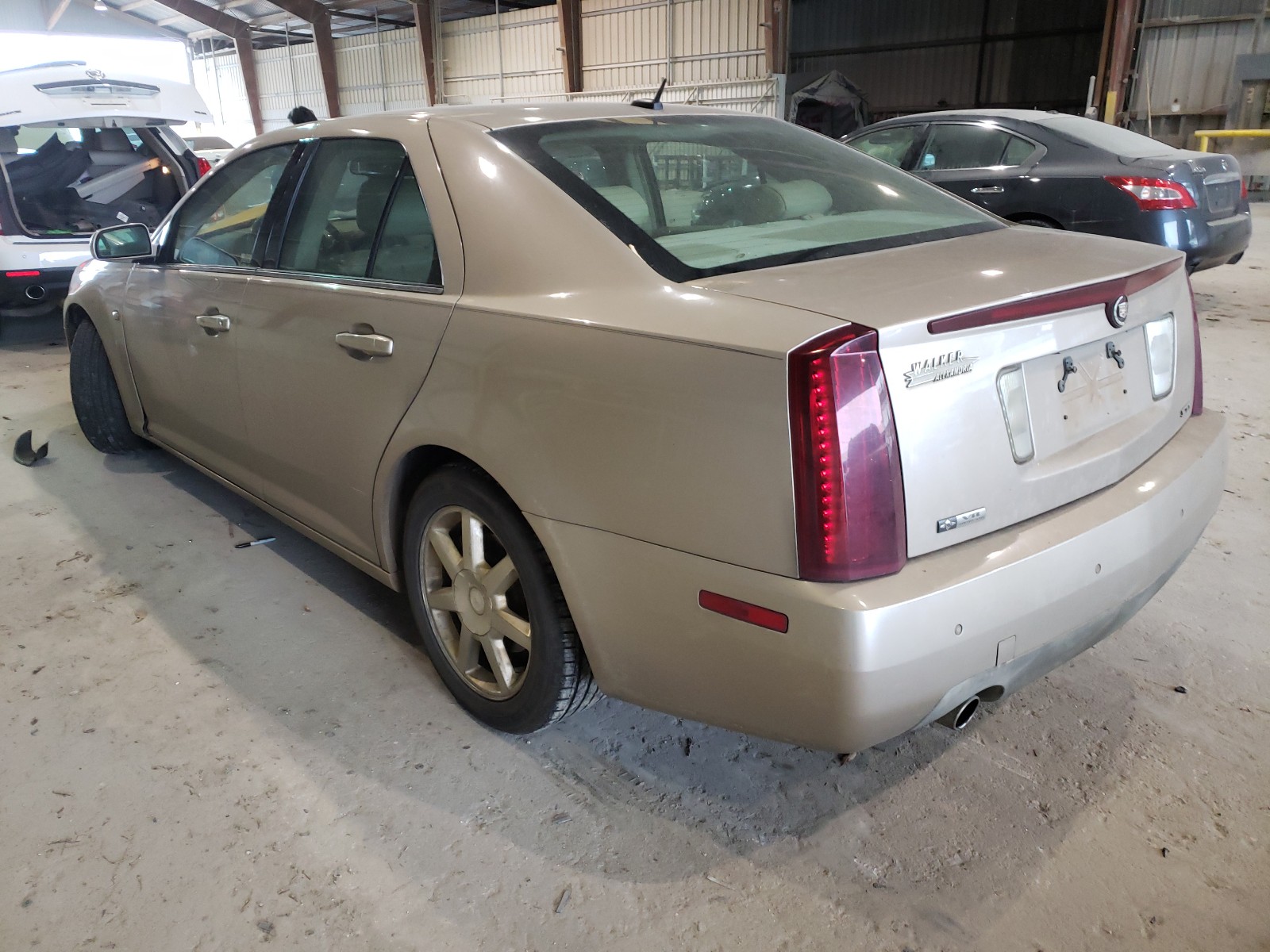 Photo 2 VIN: 1G6DC67AX60132947 - CADILLAC STS 