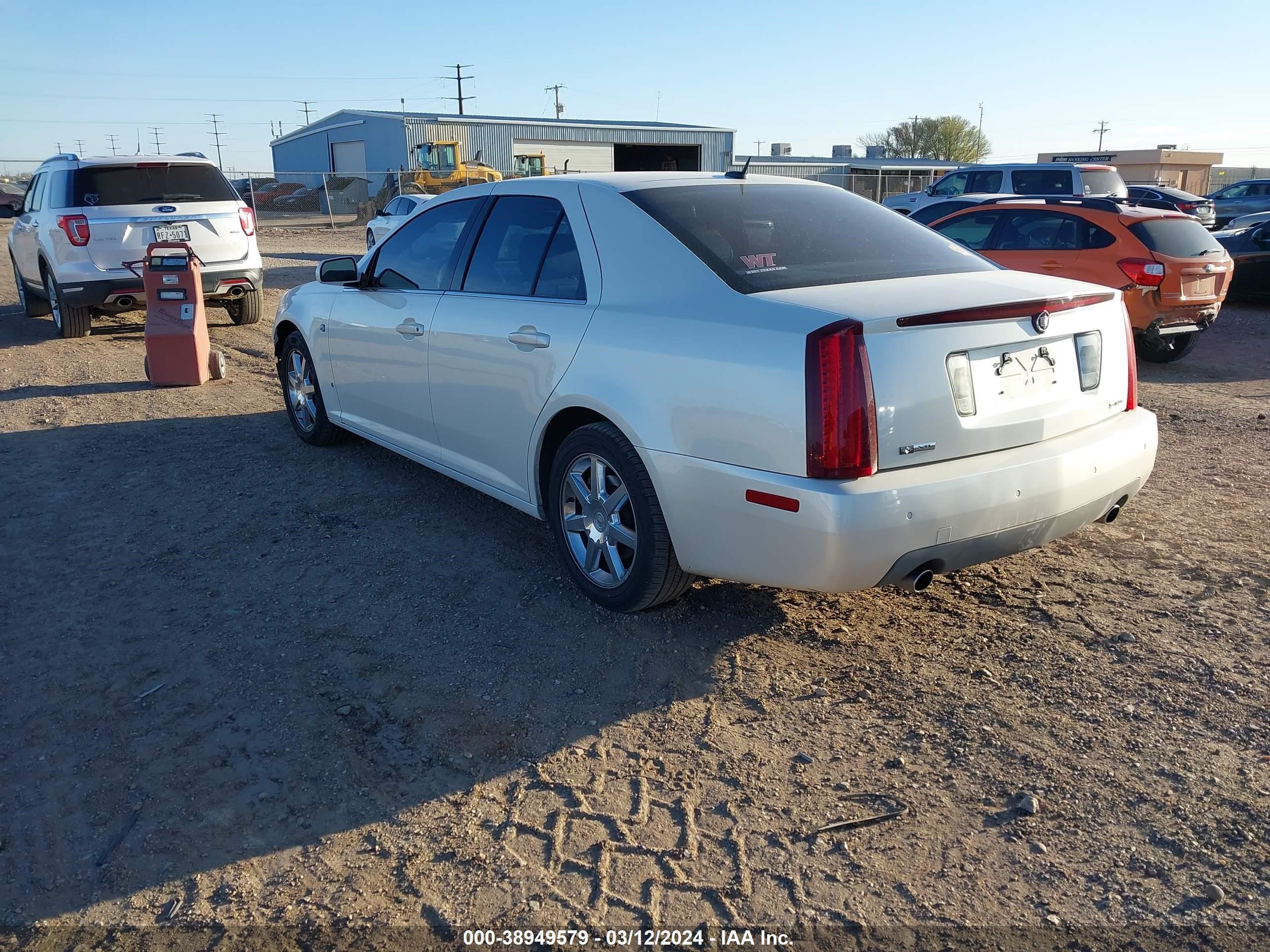 Photo 2 VIN: 1G6DC67AX60177290 - CADILLAC STS 