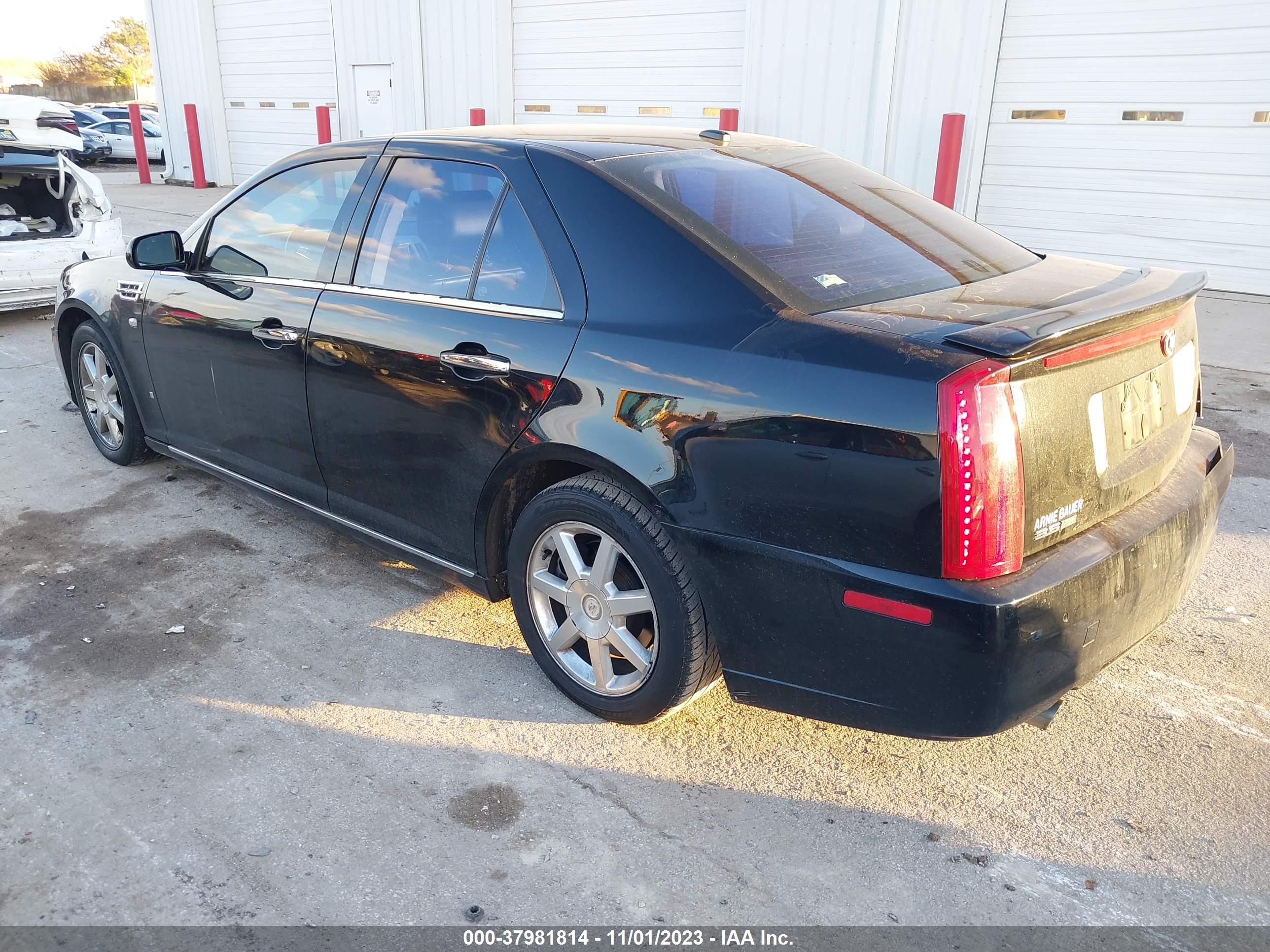 Photo 2 VIN: 1G6DD67V080199723 - CADILLAC STS 