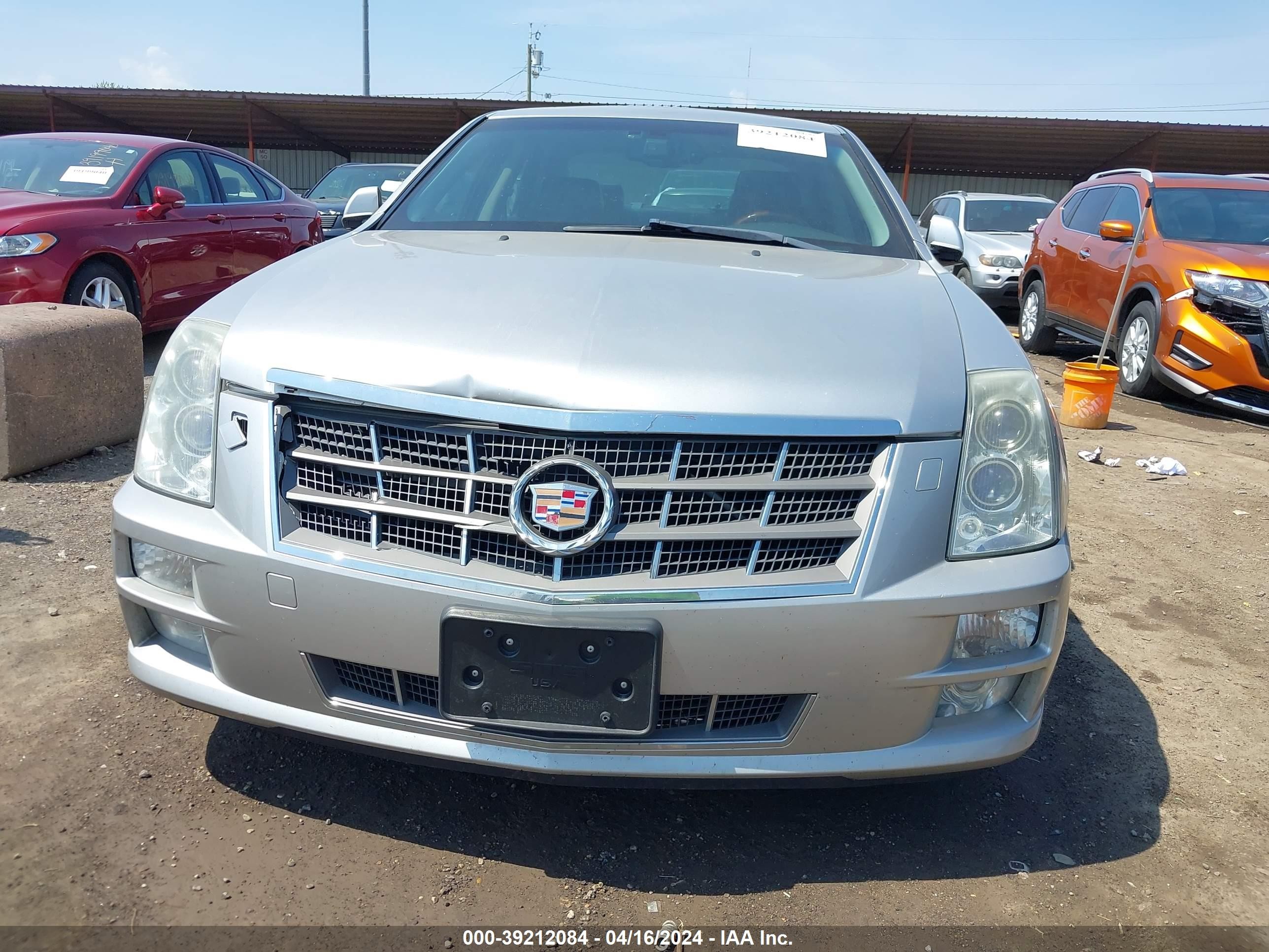 Photo 11 VIN: 1G6DD67V580174543 - CADILLAC STS 