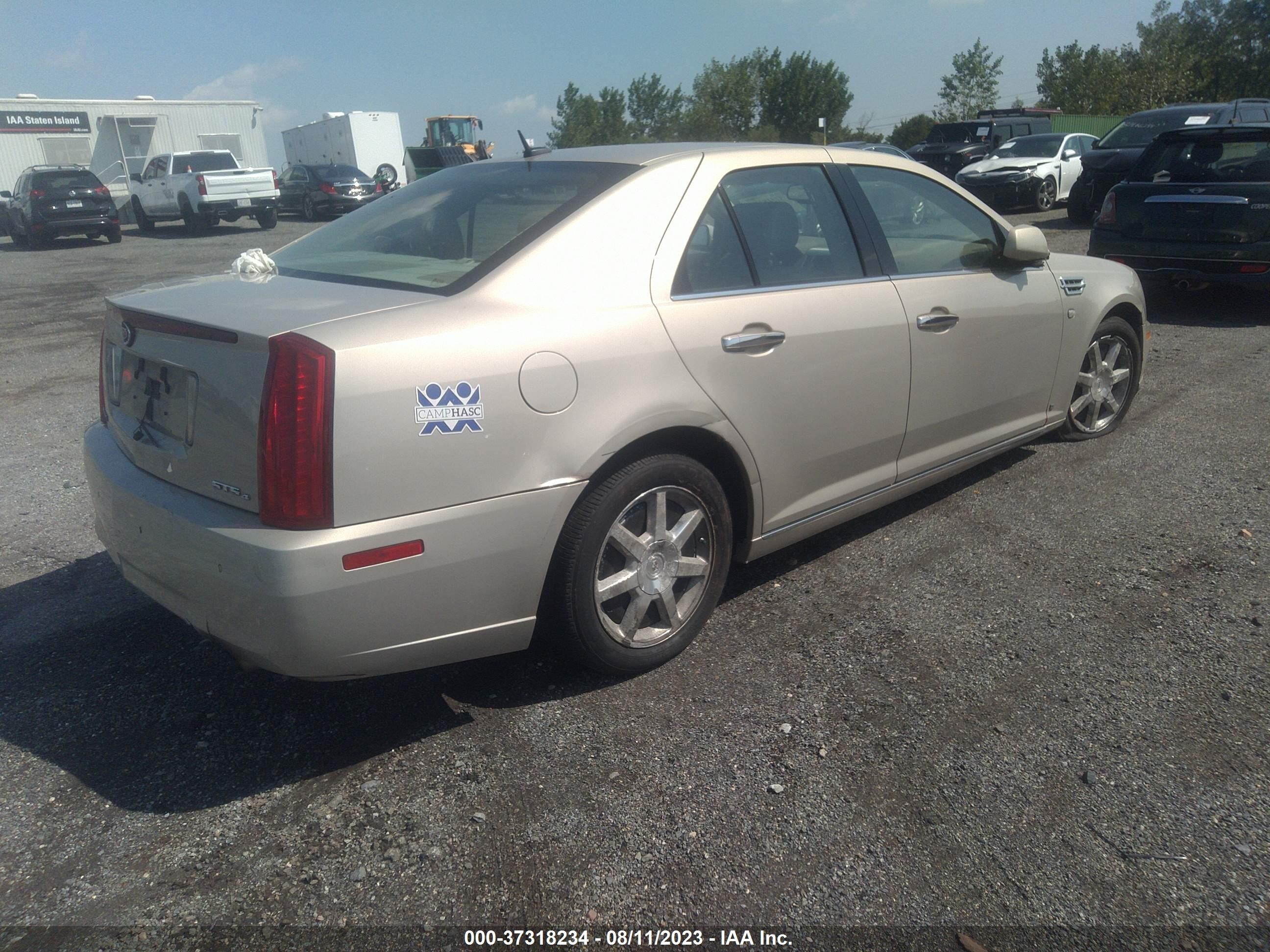 Photo 4 VIN: 1G6DD67V680187835 - CADILLAC STS 