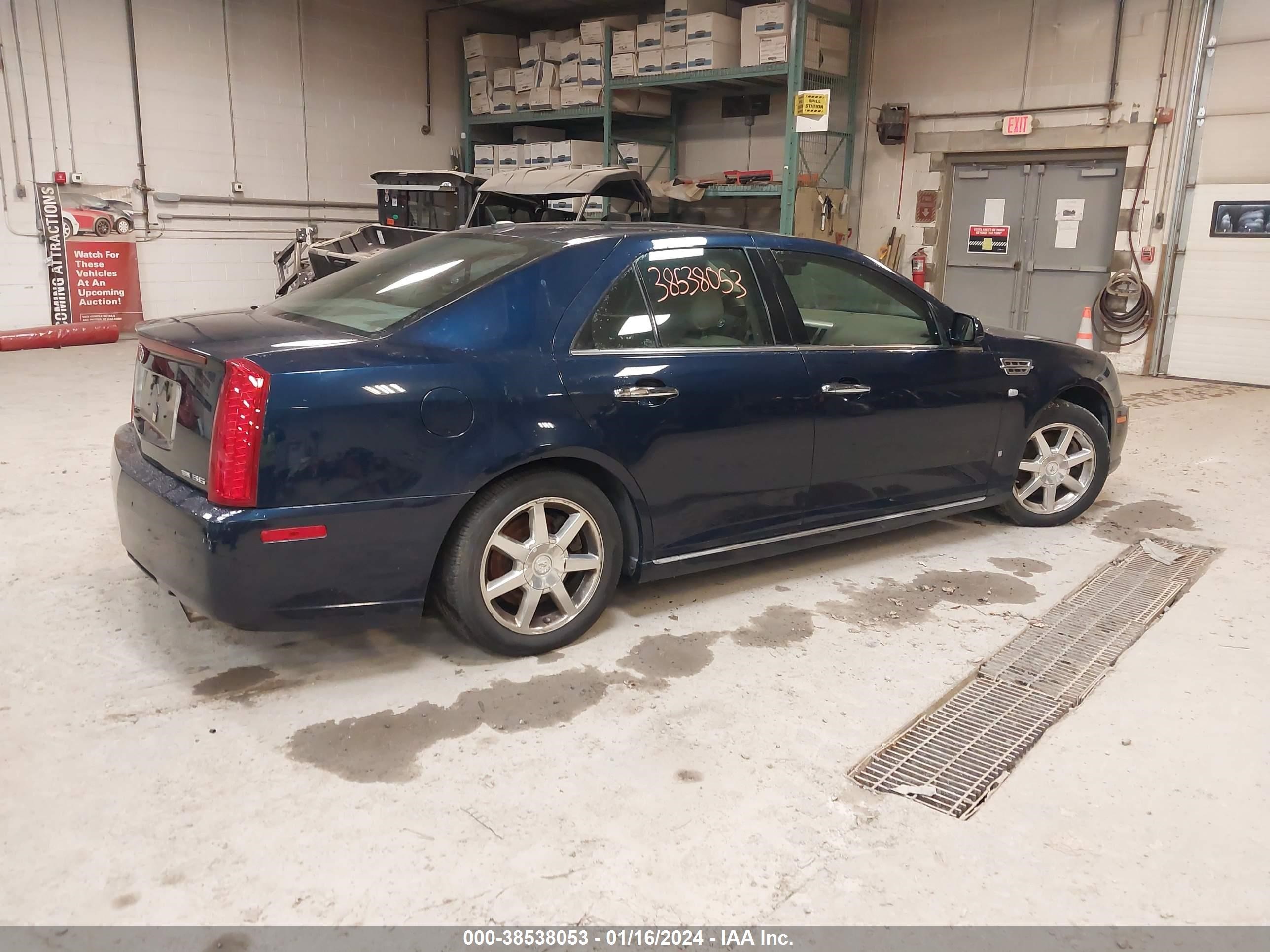 Photo 3 VIN: 1G6DD67V980172715 - CADILLAC STS 