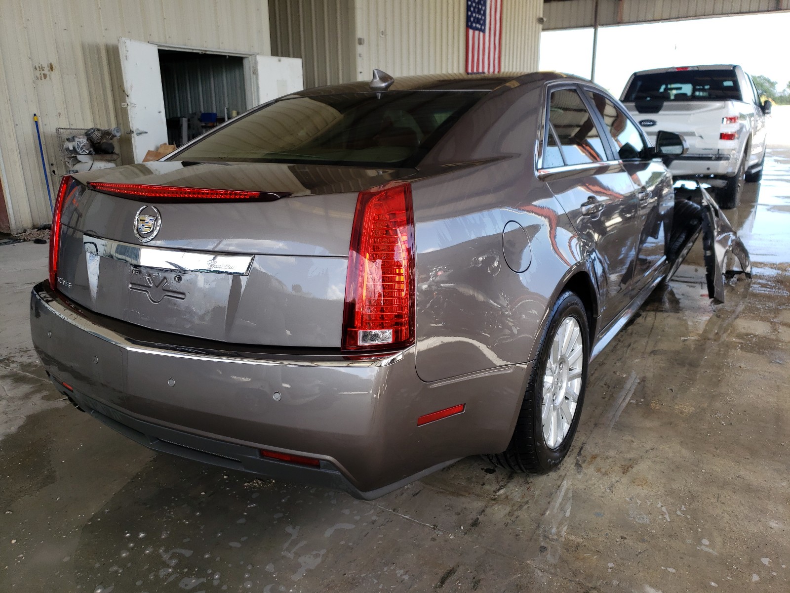 Photo 3 VIN: 1G6DE5E50C0127245 - CADILLAC CTS LUXURY 