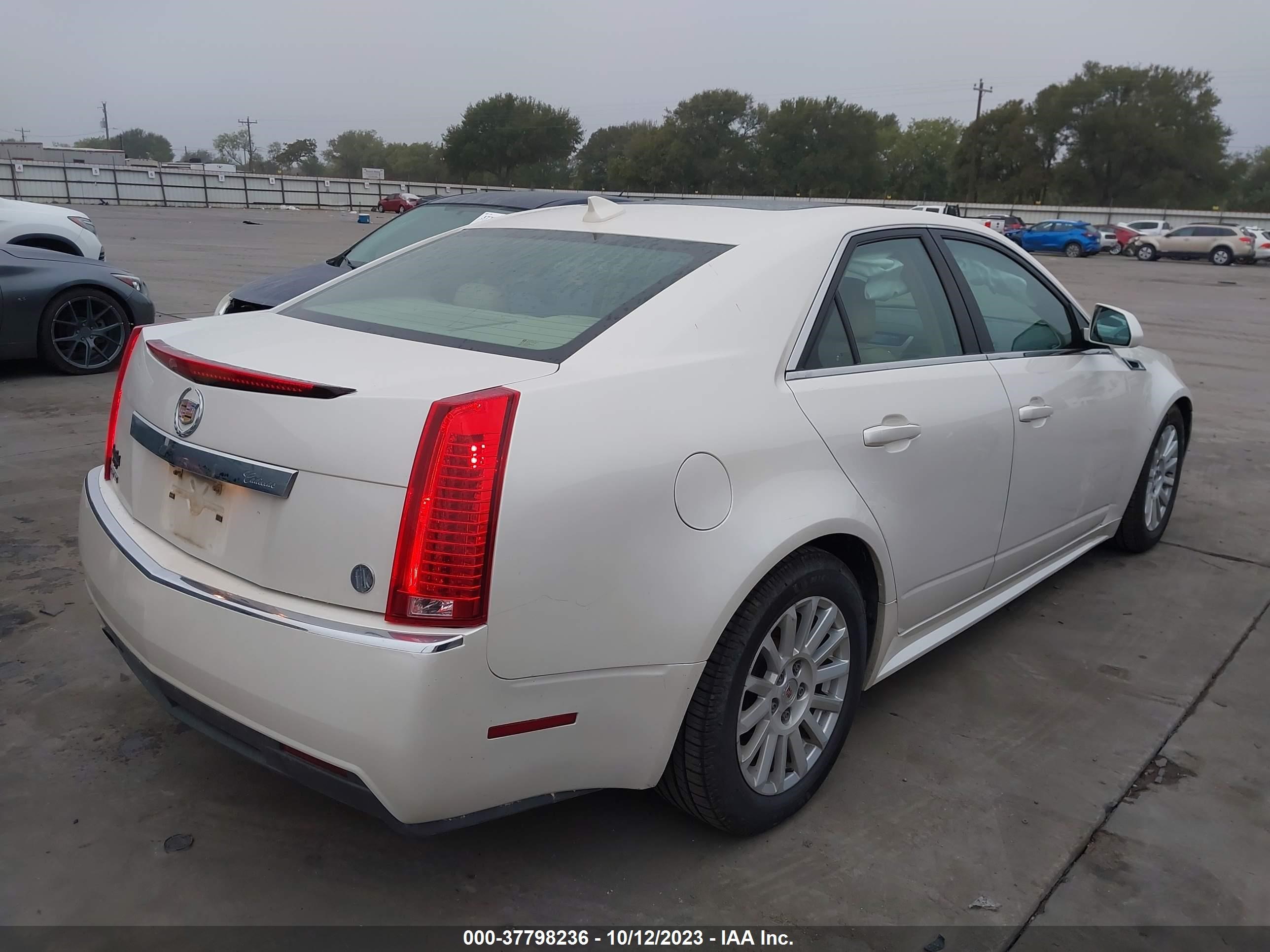 Photo 3 VIN: 1G6DE5E57C0107395 - CADILLAC CTS 