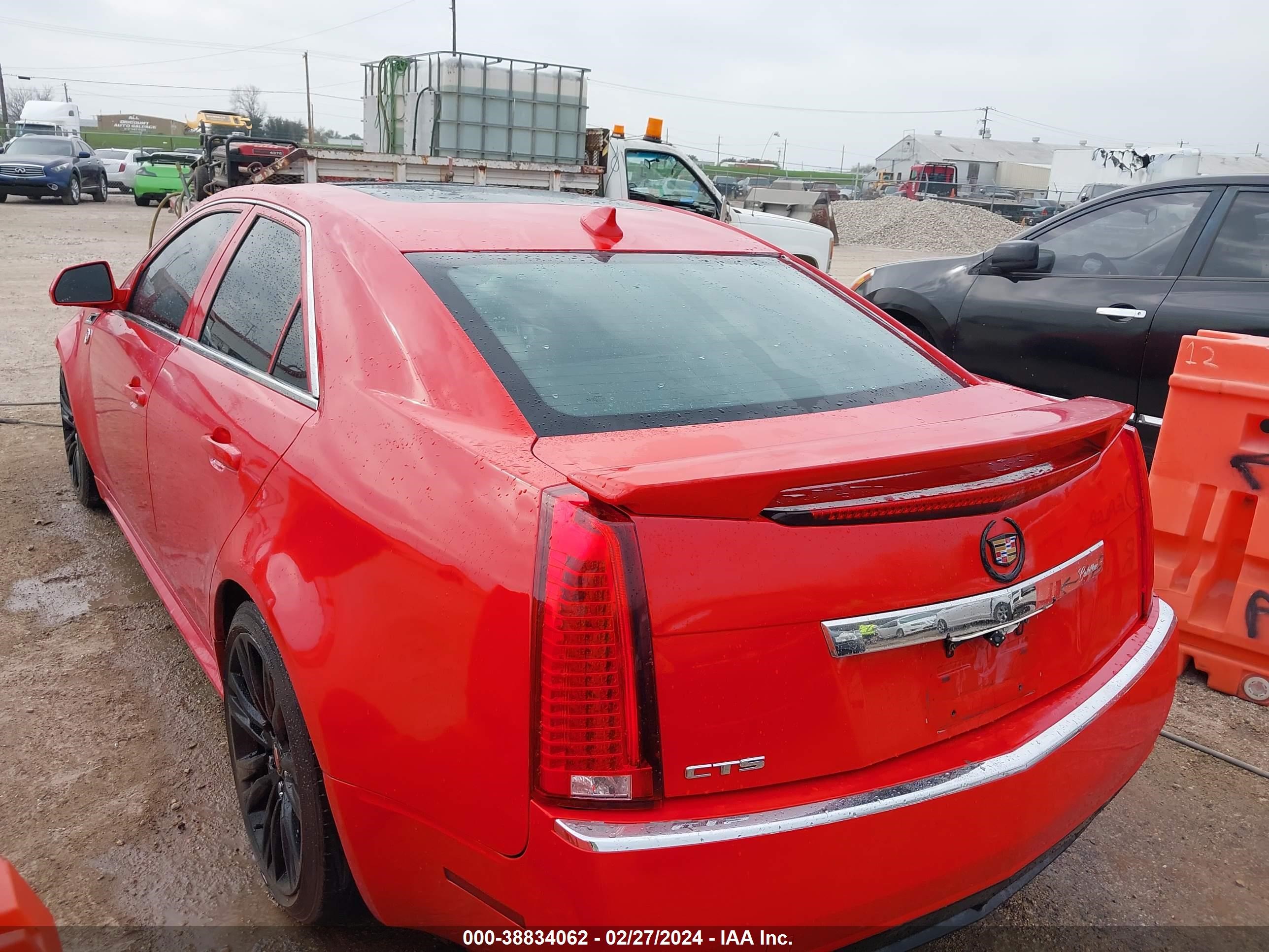 Photo 2 VIN: 1G6DE5E5XC0124157 - CADILLAC CTS 