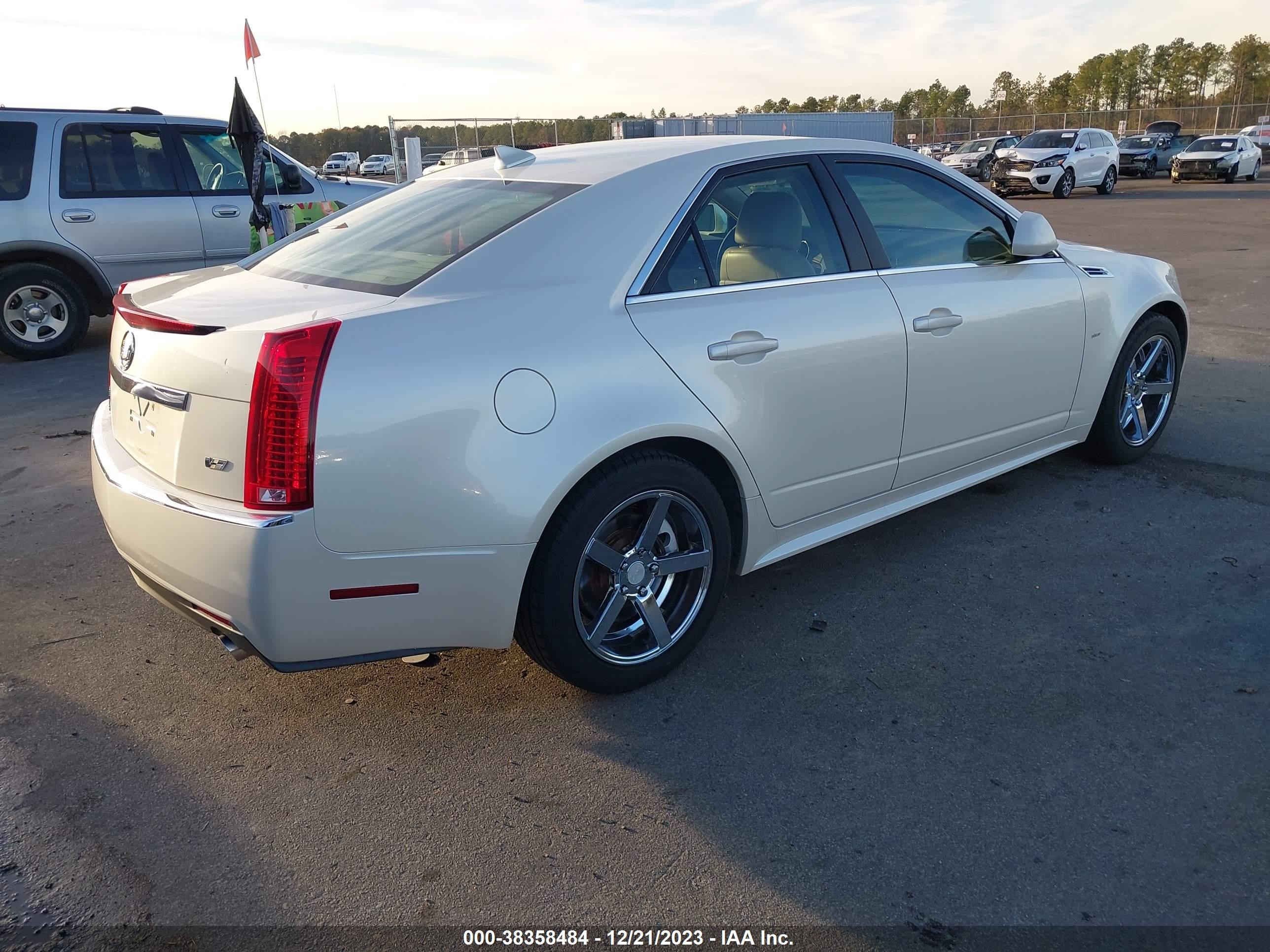 Photo 3 VIN: 1G6DE5EG8A0131929 - CADILLAC CTS 