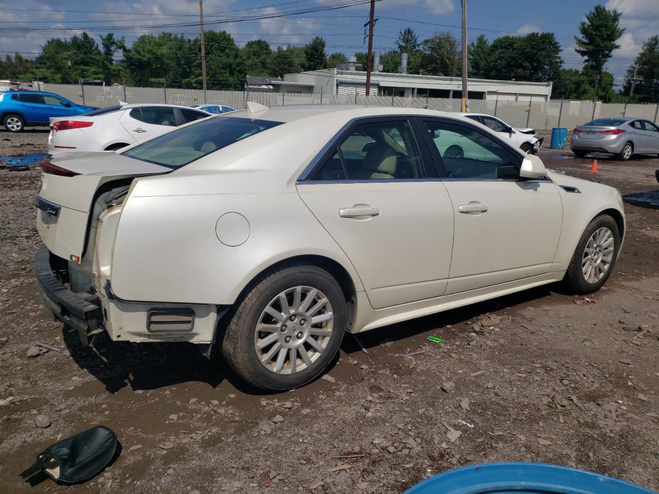 Photo 2 VIN: 1G6DE5EY6B0118817 - CADILLAC CTS 