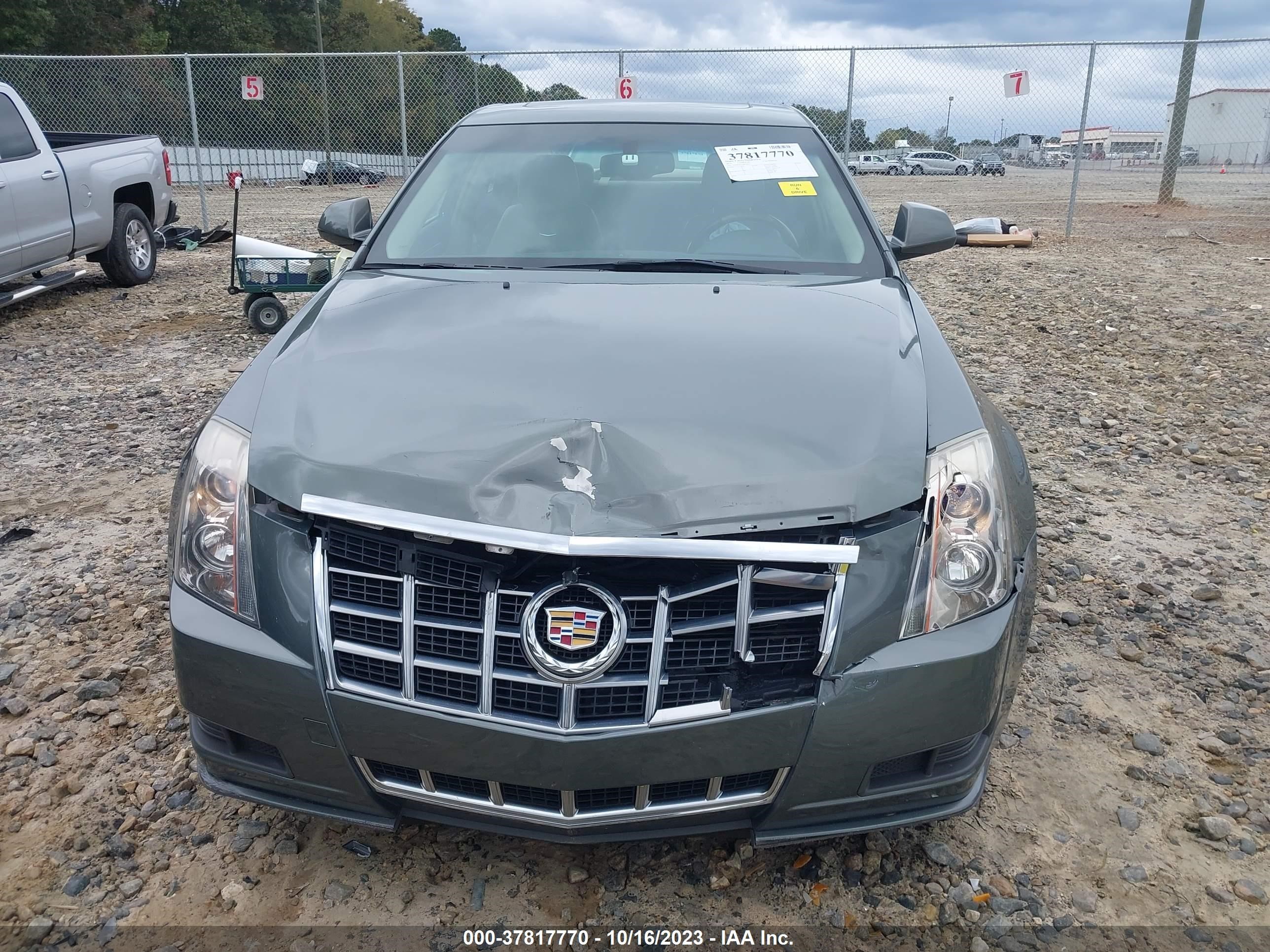 Photo 11 VIN: 1G6DE5EY6B0119031 - CADILLAC CTS 