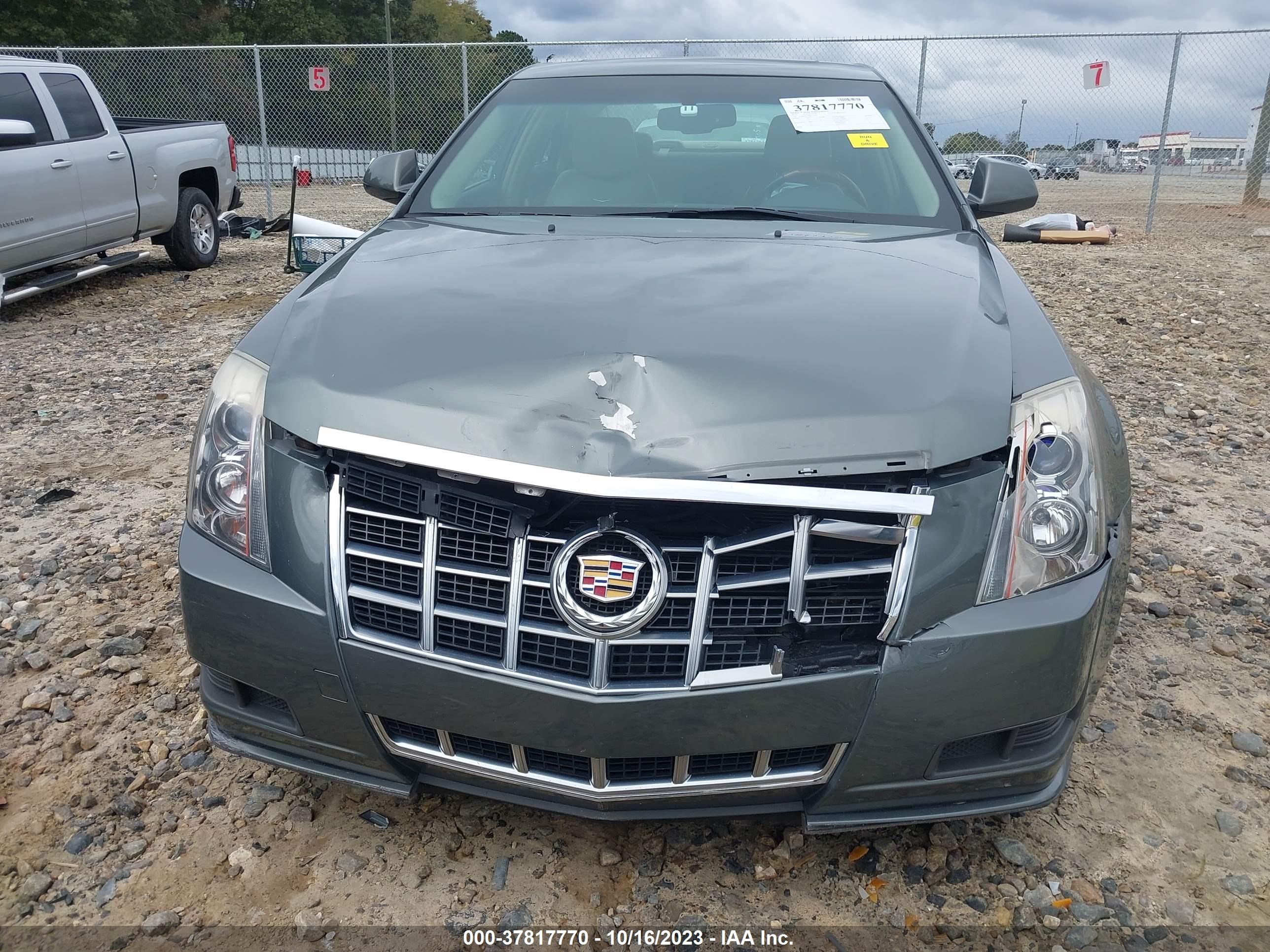 Photo 5 VIN: 1G6DE5EY6B0119031 - CADILLAC CTS 