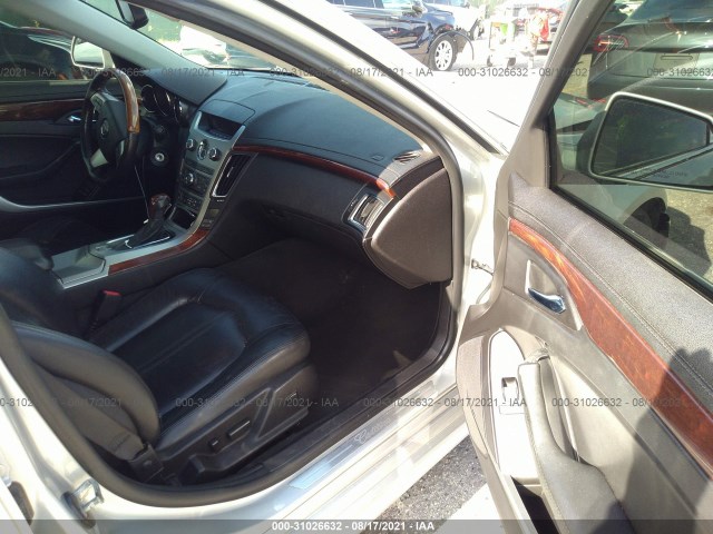 Photo 4 VIN: 1G6DE5EY7B0166343 - CADILLAC CTS SEDAN 