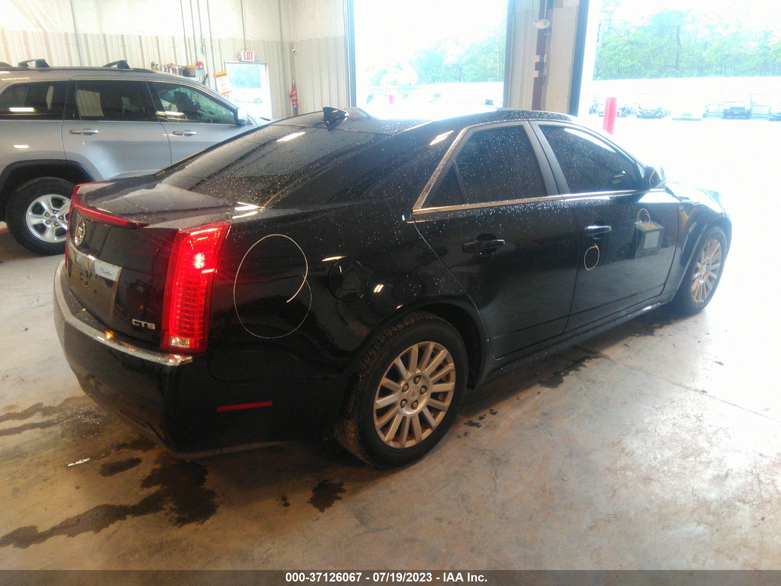 Photo 3 VIN: 1G6DE5EY9B0110002 - CADILLAC CTS 