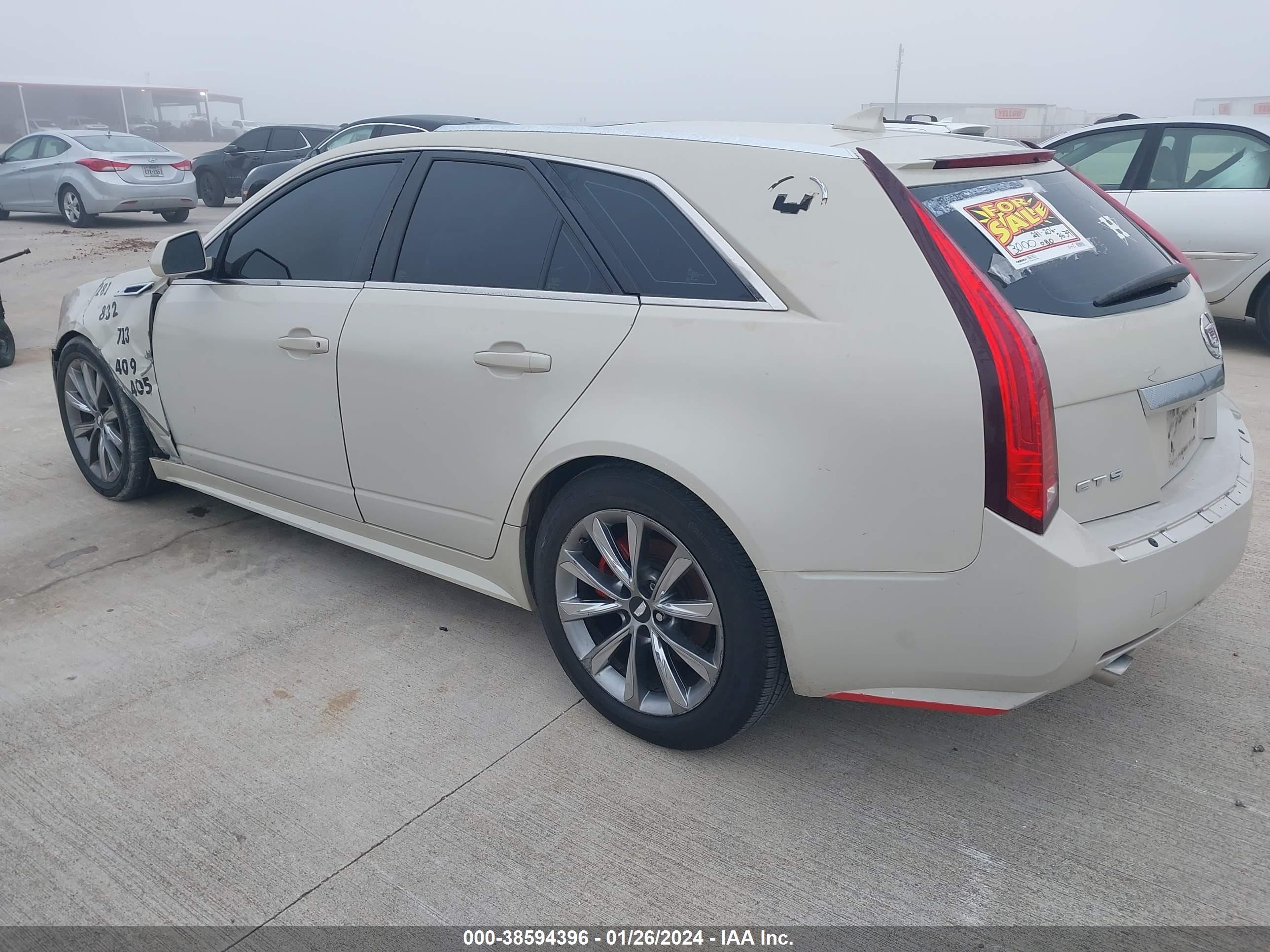 Photo 2 VIN: 1G6DE8EY9B0112916 - CADILLAC CTS 