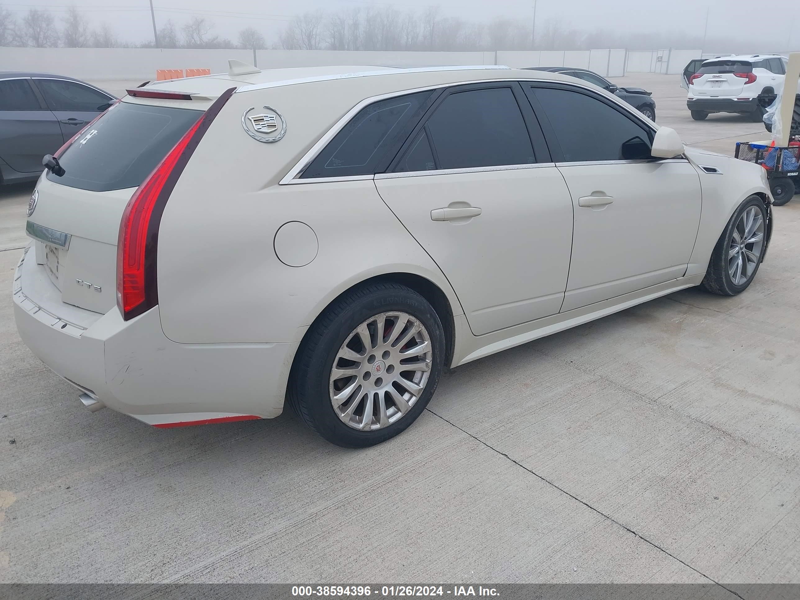 Photo 3 VIN: 1G6DE8EY9B0112916 - CADILLAC CTS 