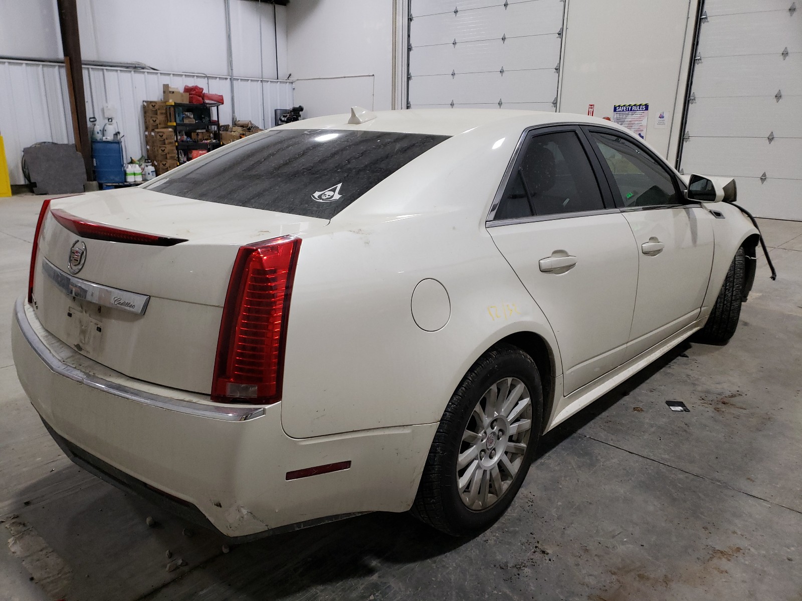 Photo 3 VIN: 1G6DG5EY0B0148308 - CADILLAC CTS LUXURY 