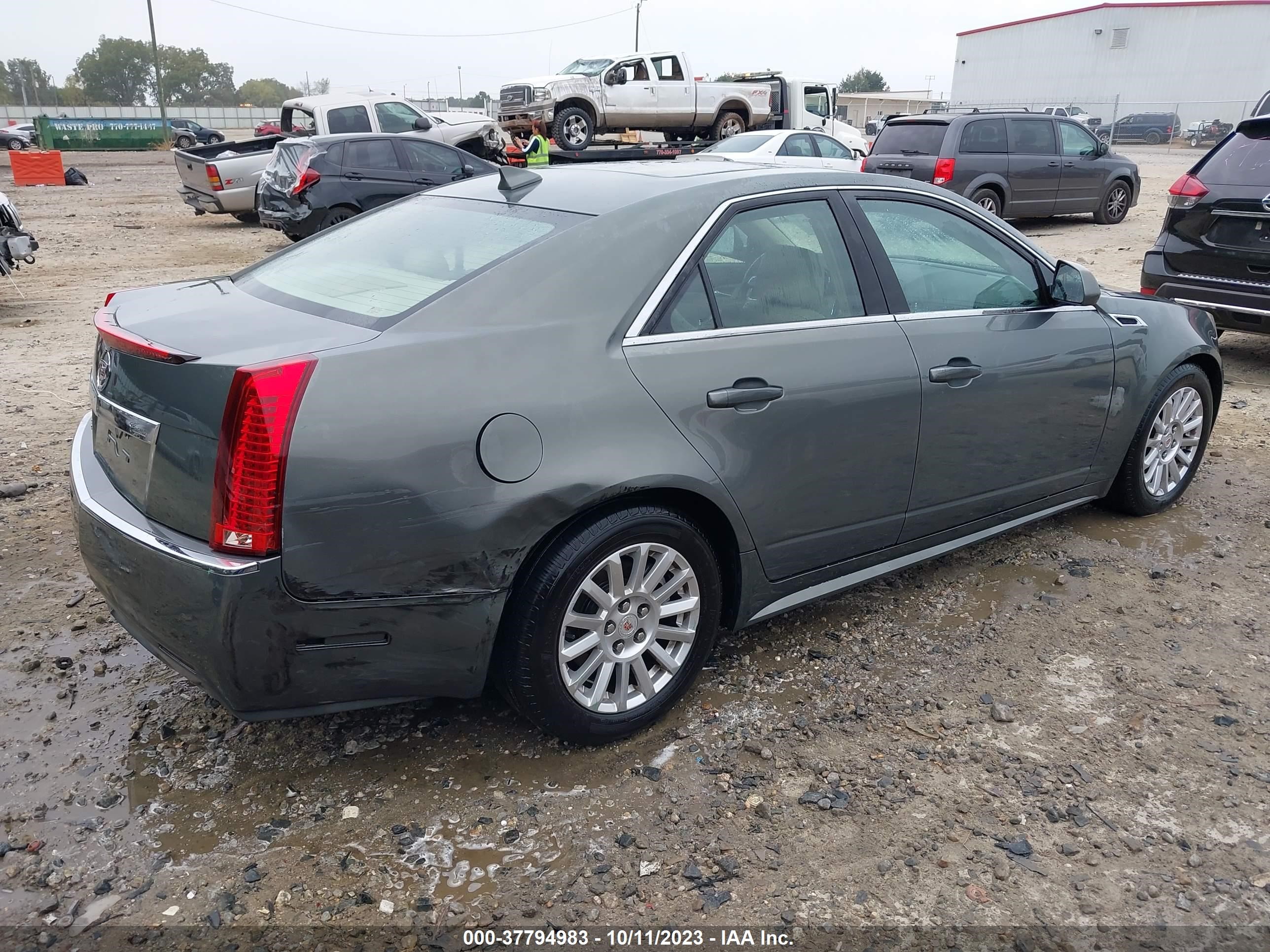 Photo 3 VIN: 1G6DG5EY3B0132099 - CADILLAC CTS 