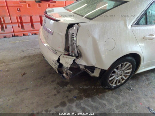 Photo 5 VIN: 1G6DG5EY5B0145789 - CADILLAC CTS SEDAN 